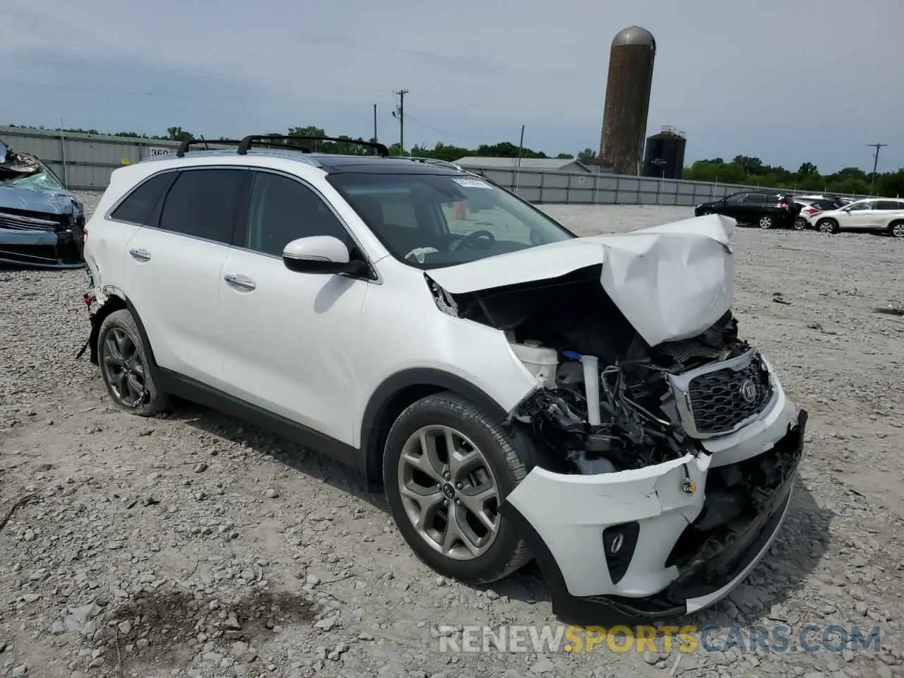 4 Photograph of a damaged car 5XYPH4A55KG590640 KIA SORENTO 2019