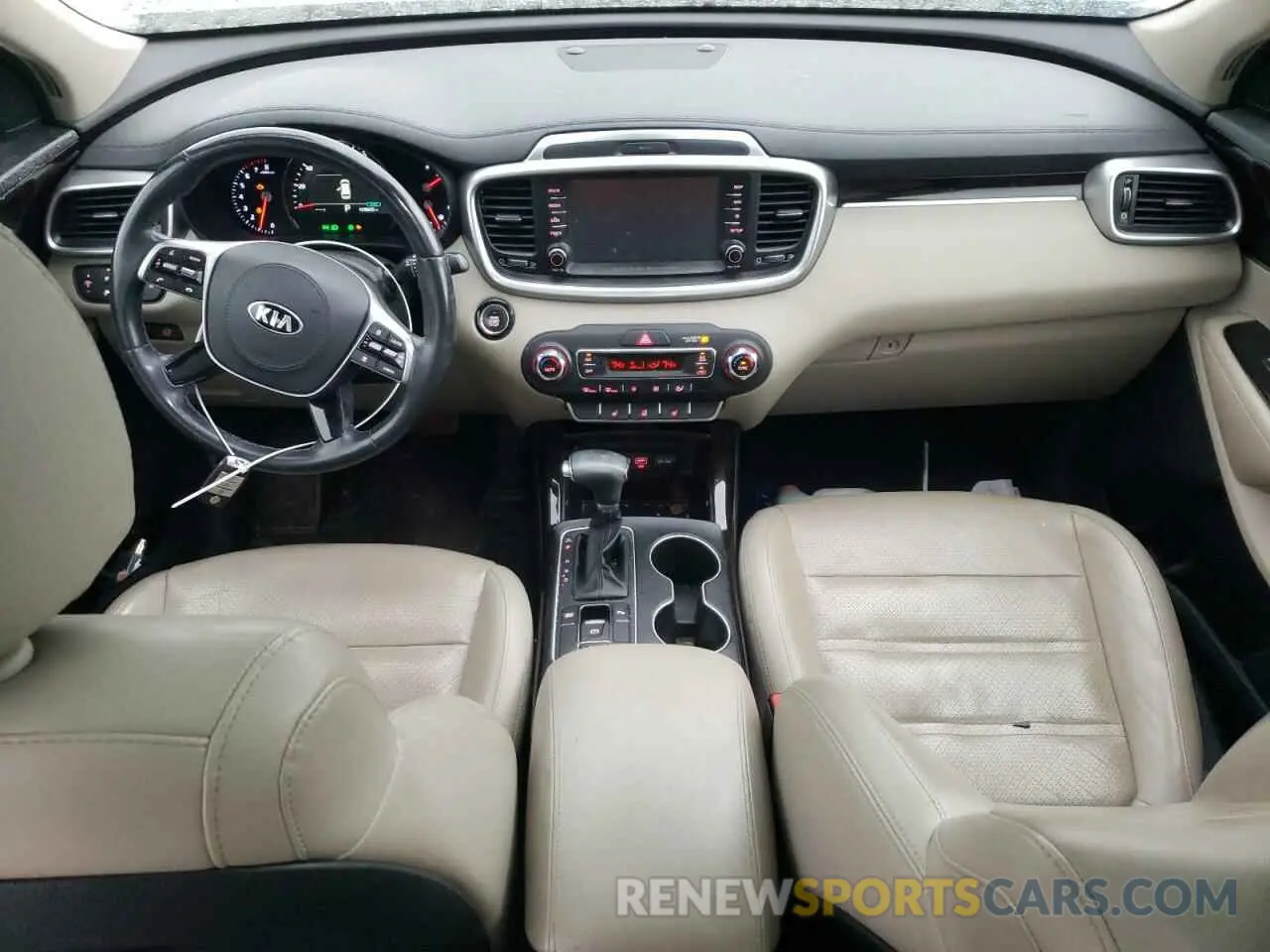 8 Photograph of a damaged car 5XYPH4A56KG477246 KIA SORENTO 2019