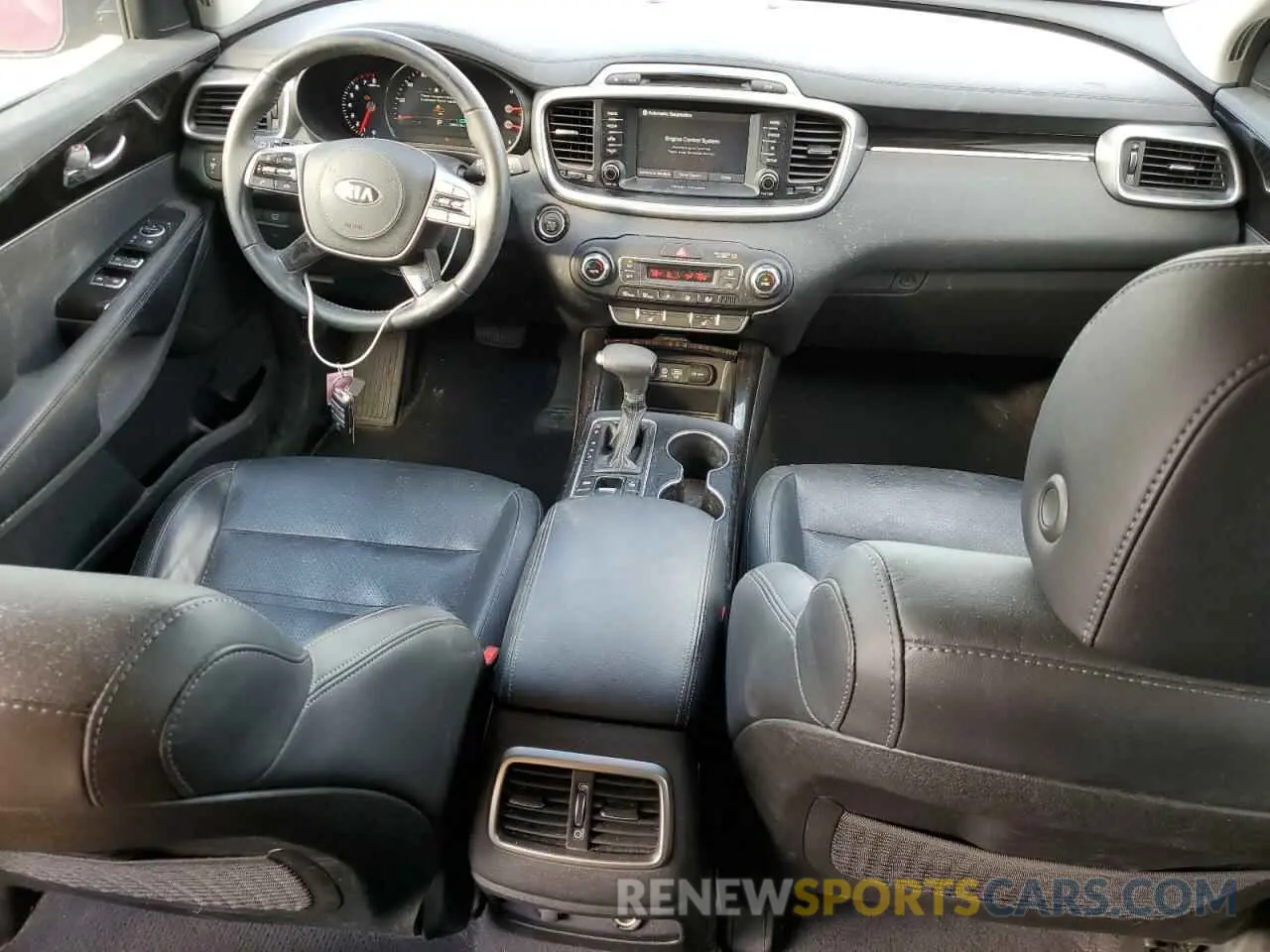 8 Photograph of a damaged car 5XYPH4A58KG463994 KIA SORENTO 2019