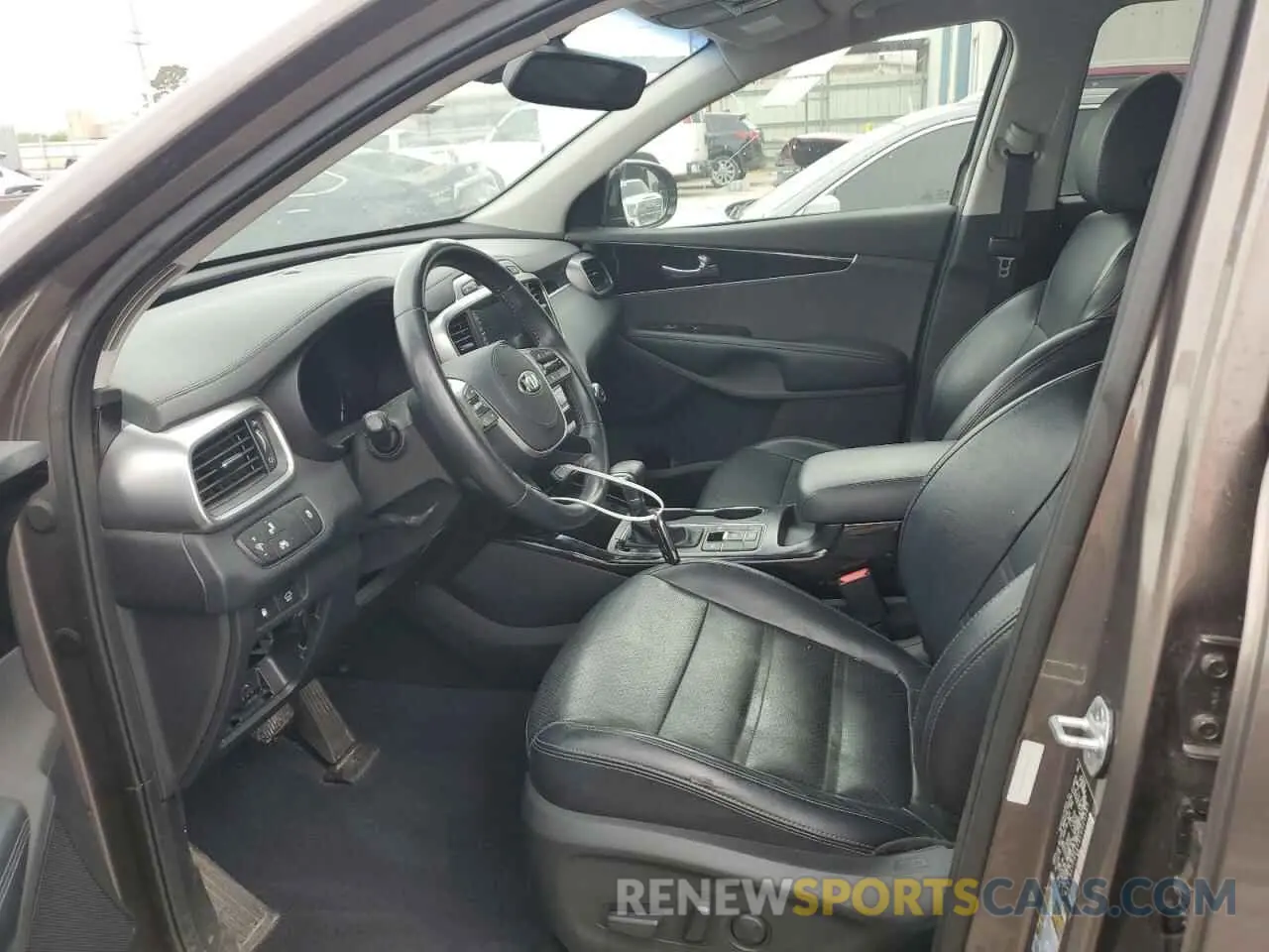 7 Photograph of a damaged car 5XYPH4A58KG529587 KIA SORENTO 2019