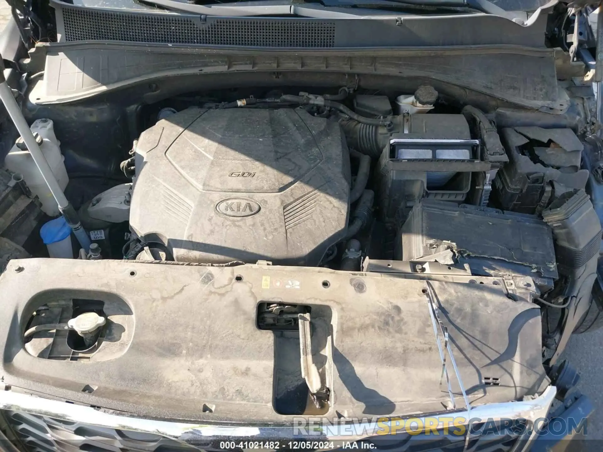 10 Photograph of a damaged car 5XYPH4A58KG541318 KIA SORENTO 2019