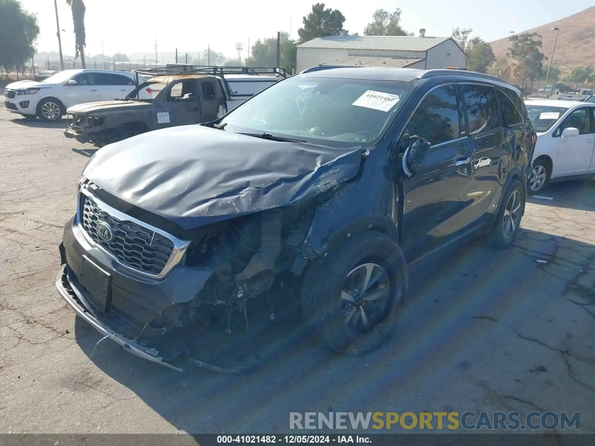 2 Photograph of a damaged car 5XYPH4A58KG541318 KIA SORENTO 2019