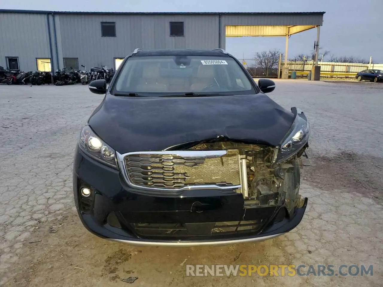 5 Photograph of a damaged car 5XYPH4A59KG445357 KIA SORENTO 2019
