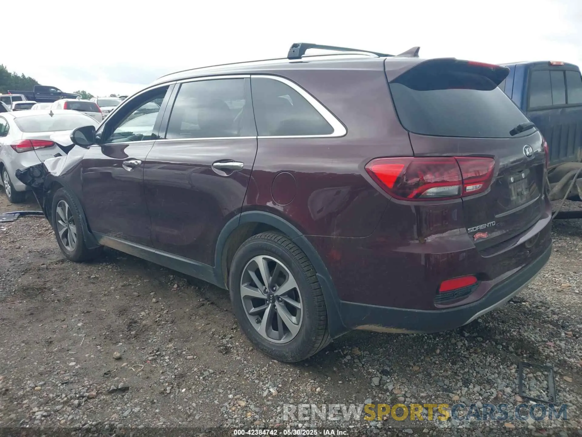 3 Photograph of a damaged car 5XYPH4A59KG470940 KIA SORENTO 2019