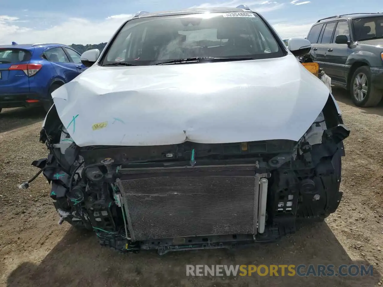 5 Photograph of a damaged car 5XYPH4A5XKG455234 KIA SORENTO 2019