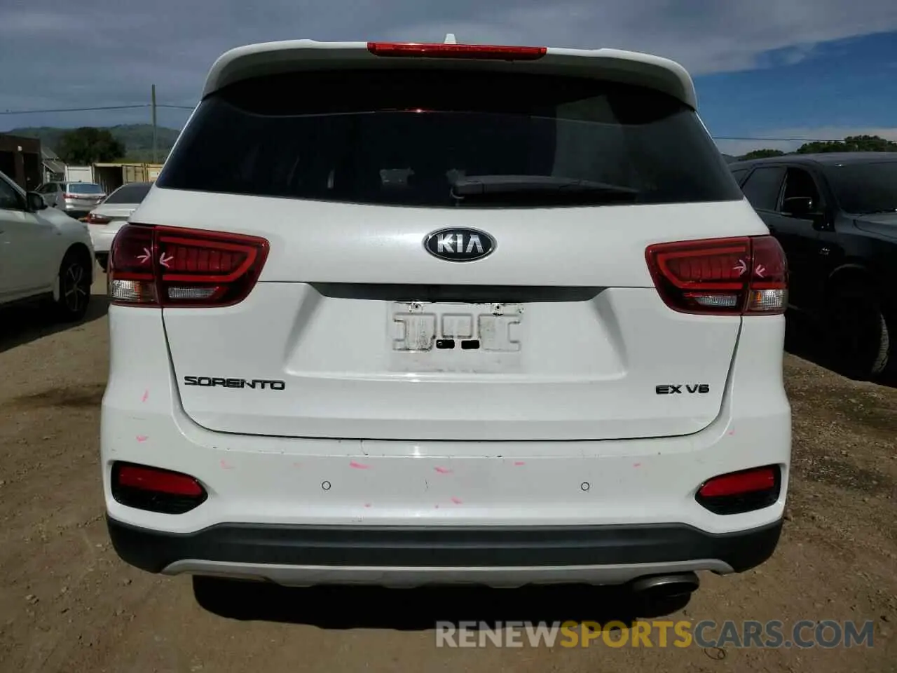 6 Photograph of a damaged car 5XYPH4A5XKG455234 KIA SORENTO 2019