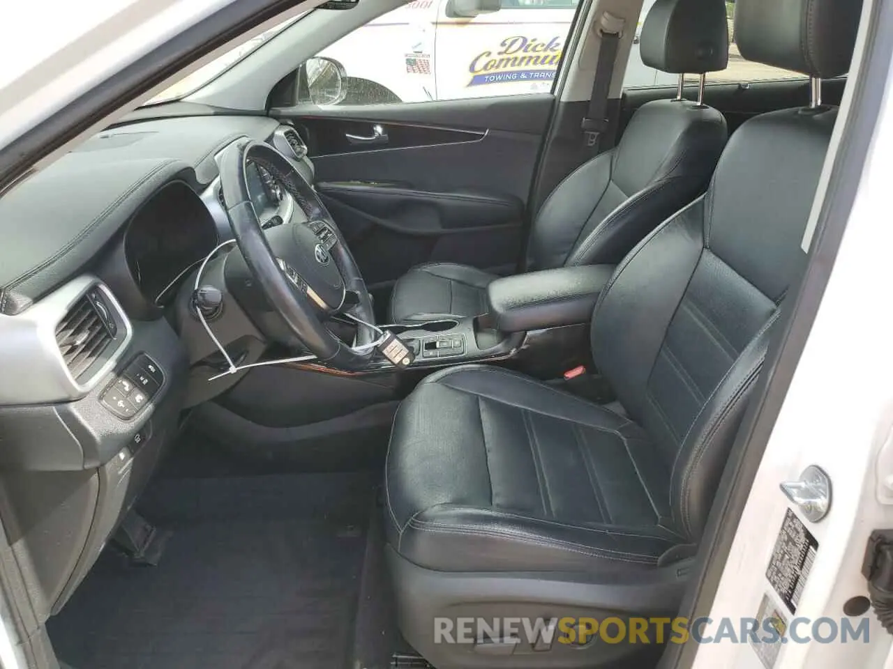 7 Photograph of a damaged car 5XYPH4A5XKG455234 KIA SORENTO 2019