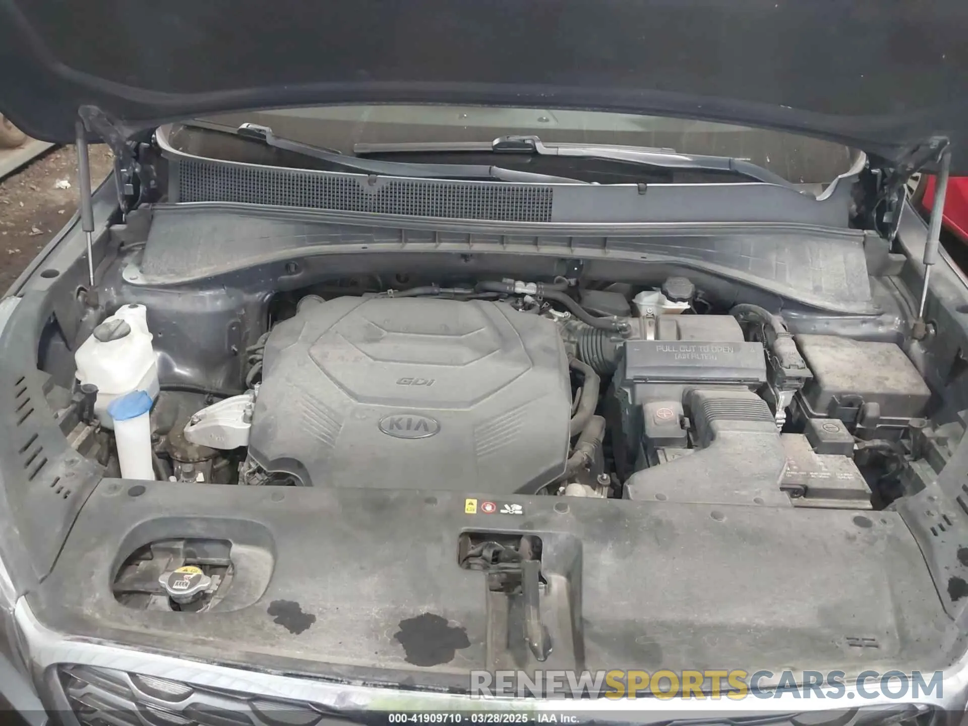 10 Photograph of a damaged car 5XYPH4A5XKG461096 KIA SORENTO 2019