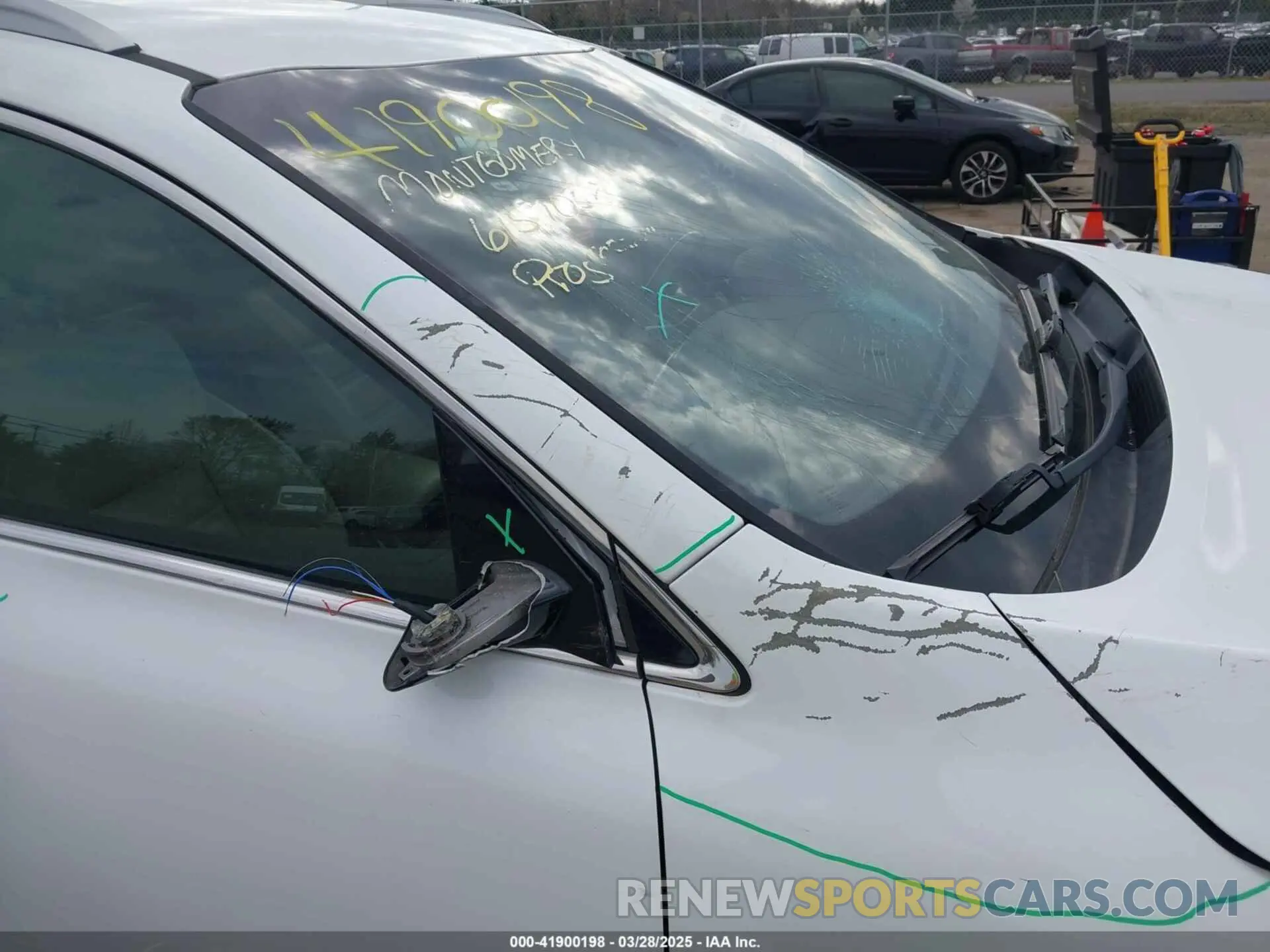 22 Photograph of a damaged car 5XYPHDA51KG500108 KIA SORENTO 2019