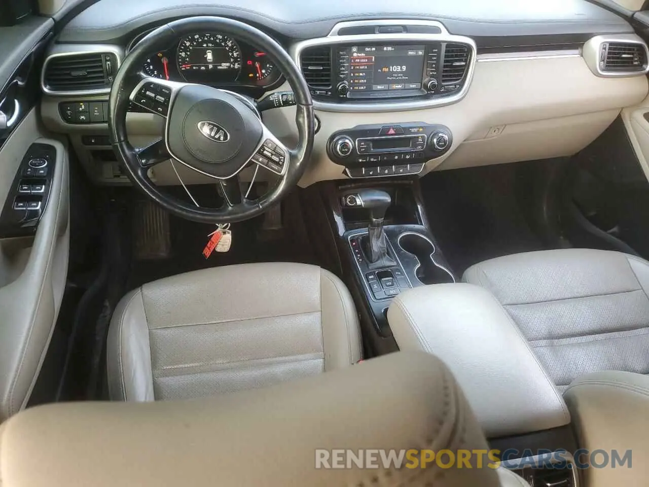 8 Photograph of a damaged car 5XYPHDA51KG509343 KIA SORENTO 2019