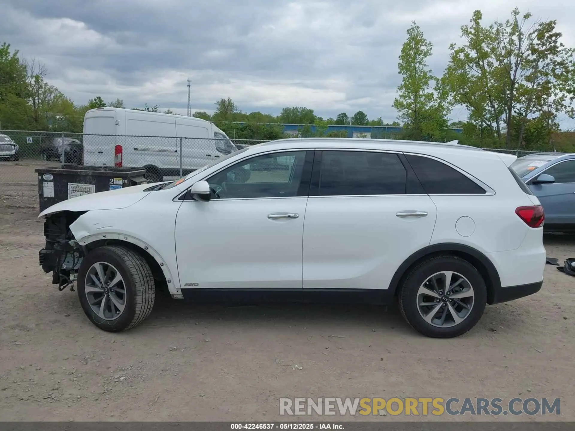 15 Photograph of a damaged car 5XYPHDA51KG512534 KIA SORENTO 2019