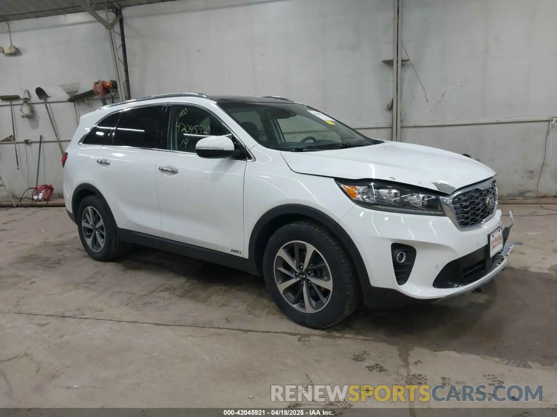 1 Photograph of a damaged car 5XYPHDA51KG521590 KIA SORENTO 2019