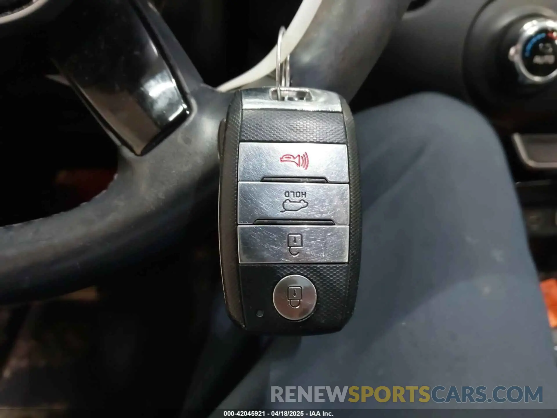 11 Photograph of a damaged car 5XYPHDA51KG521590 KIA SORENTO 2019