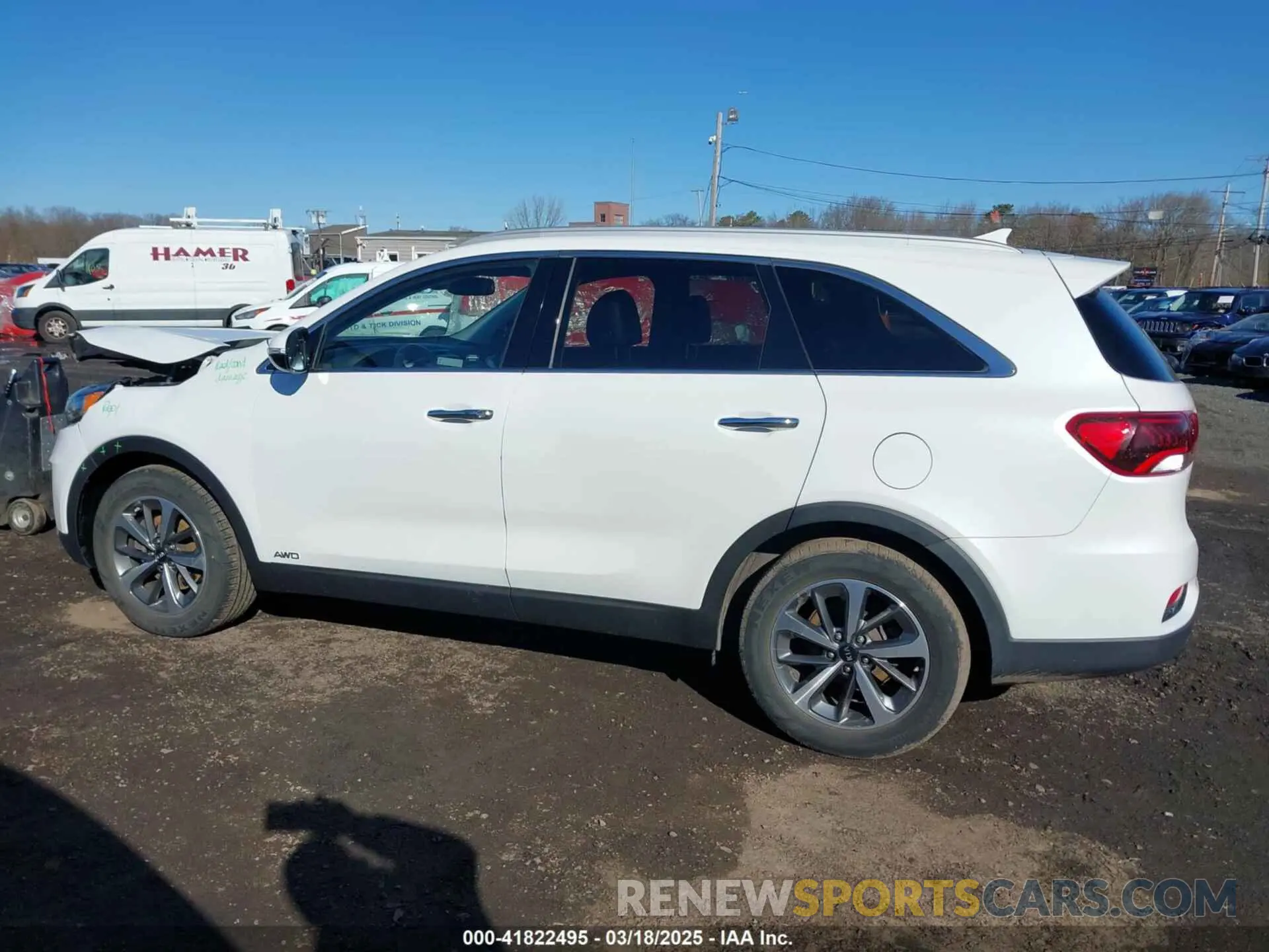 14 Photograph of a damaged car 5XYPHDA52KG478927 KIA SORENTO 2019