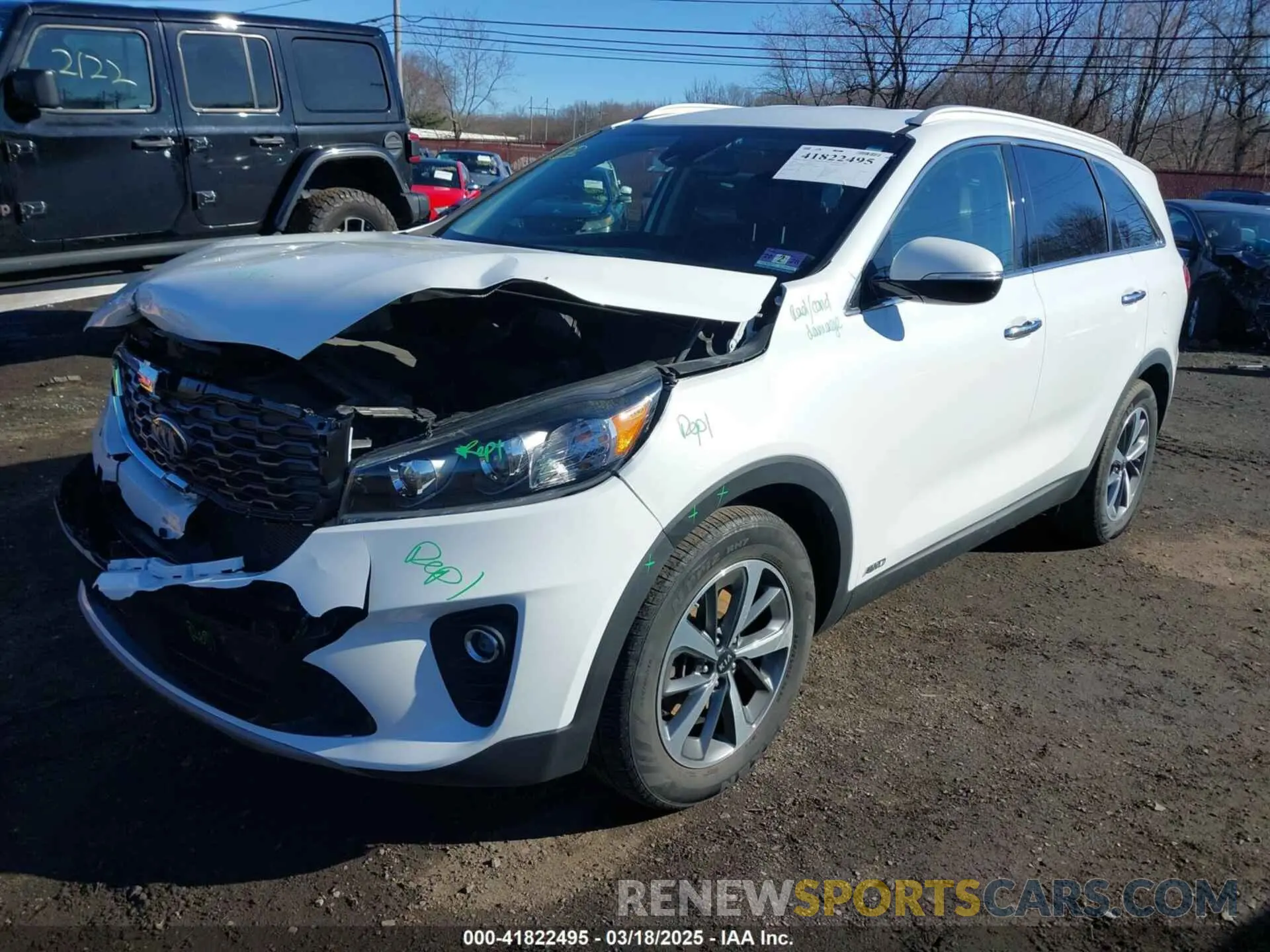 18 Photograph of a damaged car 5XYPHDA52KG478927 KIA SORENTO 2019