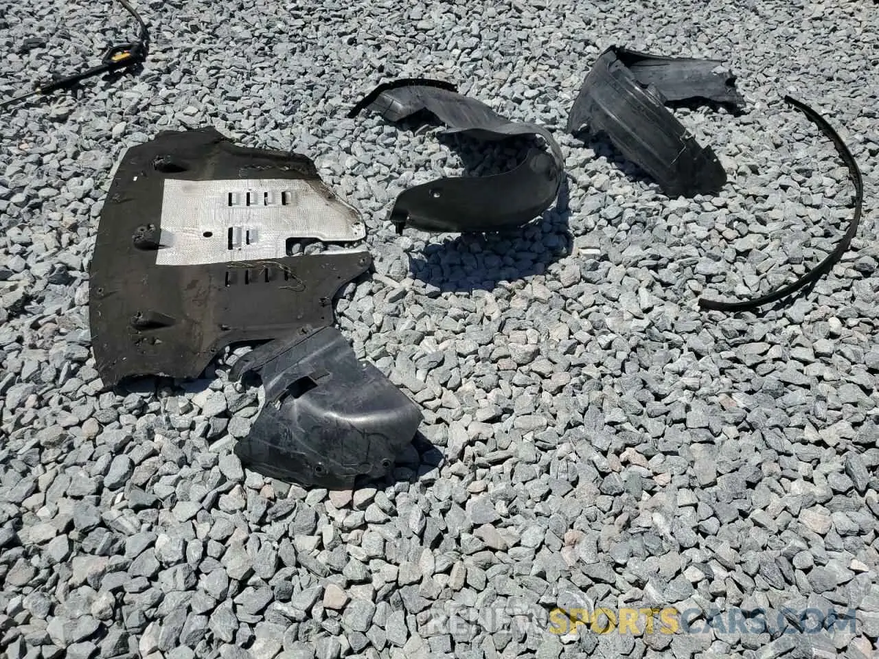 13 Photograph of a damaged car 5XYPHDA53KG499026 KIA SORENTO 2019