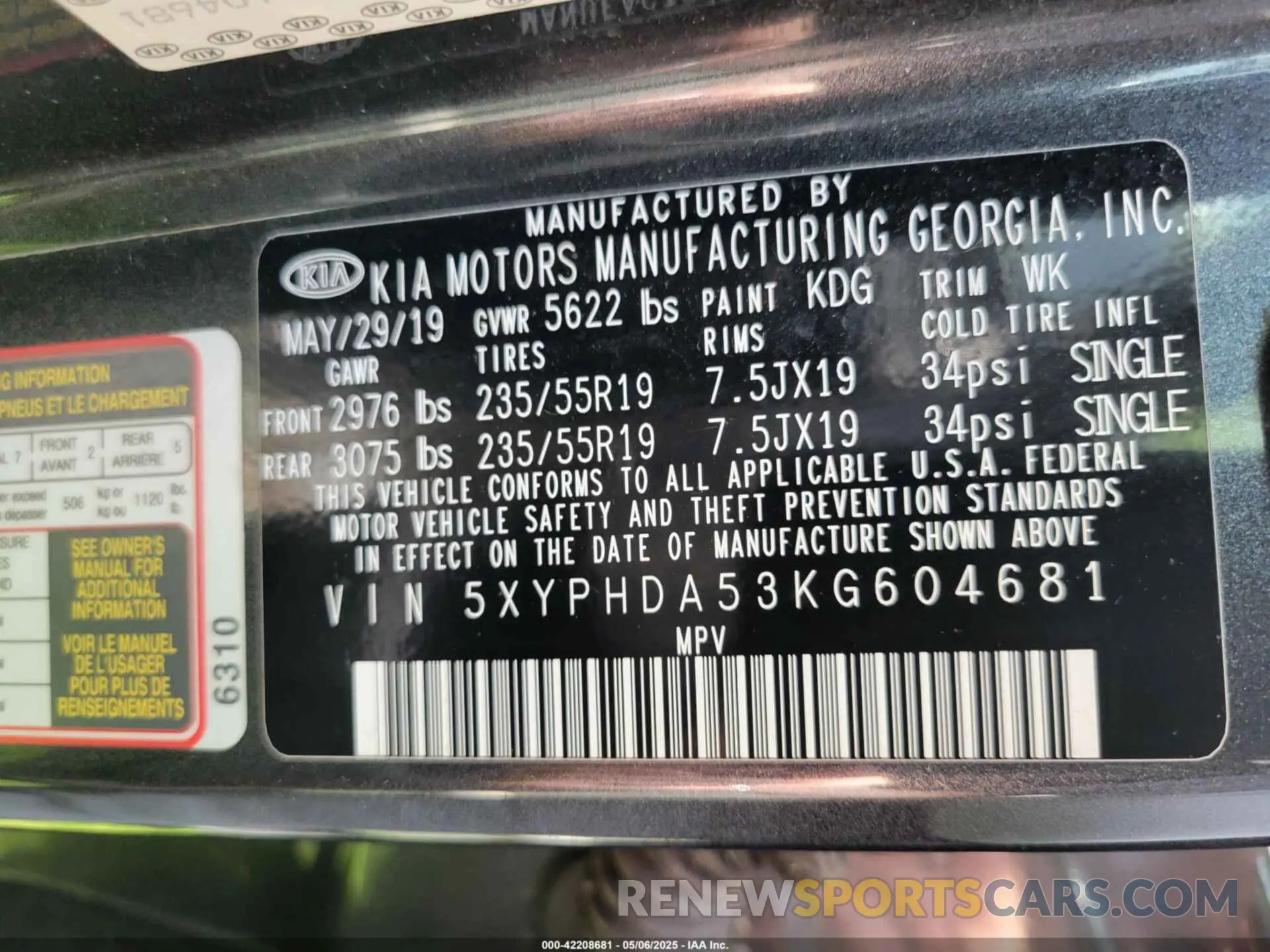 9 Photograph of a damaged car 5XYPHDA53KG604681 KIA SORENTO 2019