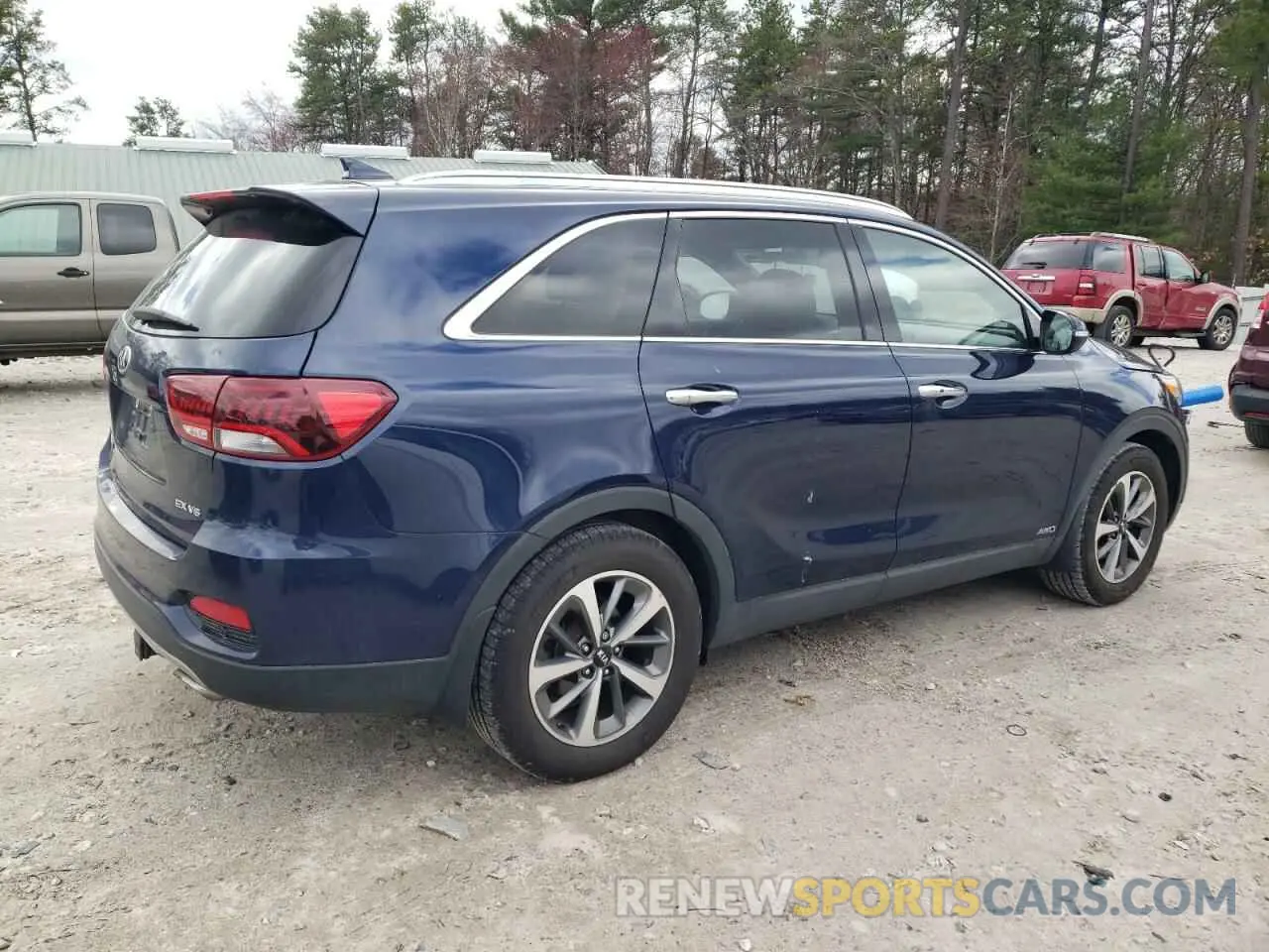 3 Photograph of a damaged car 5XYPHDA54KG463085 KIA SORENTO 2019