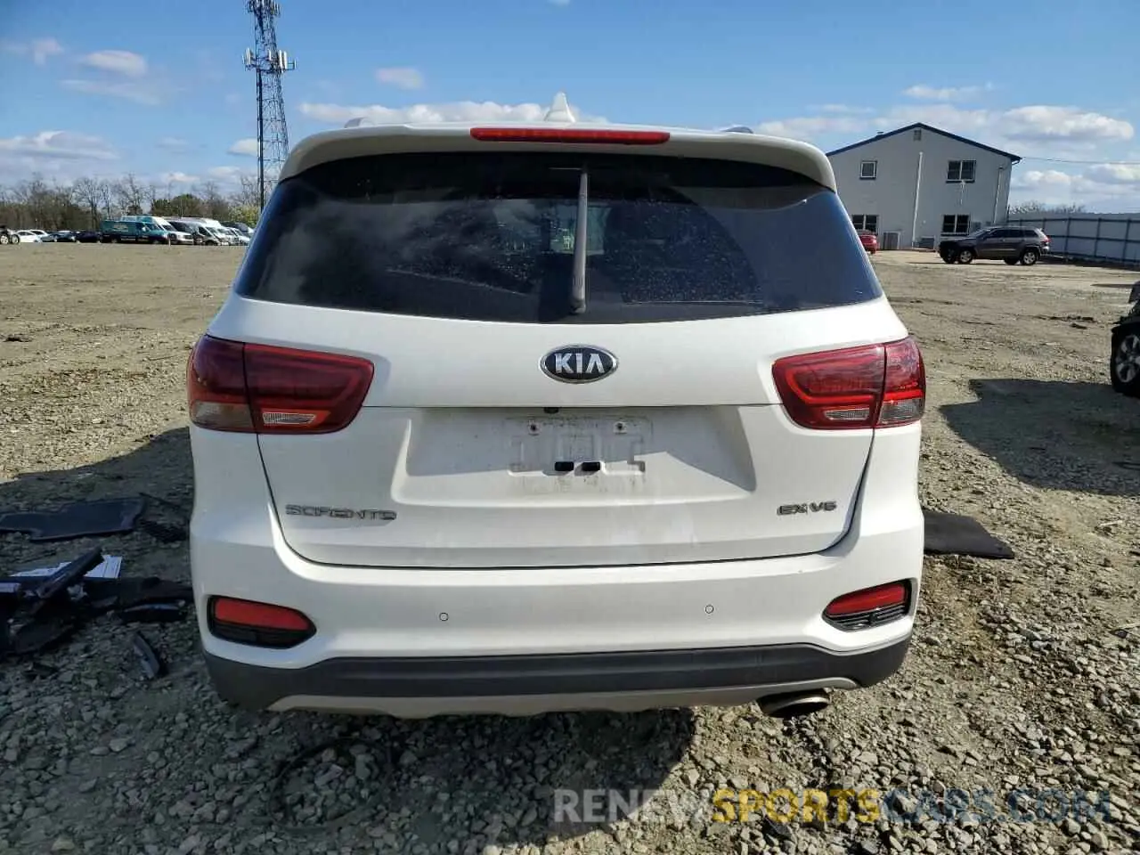 6 Photograph of a damaged car 5XYPHDA54KG533829 KIA SORENTO 2019