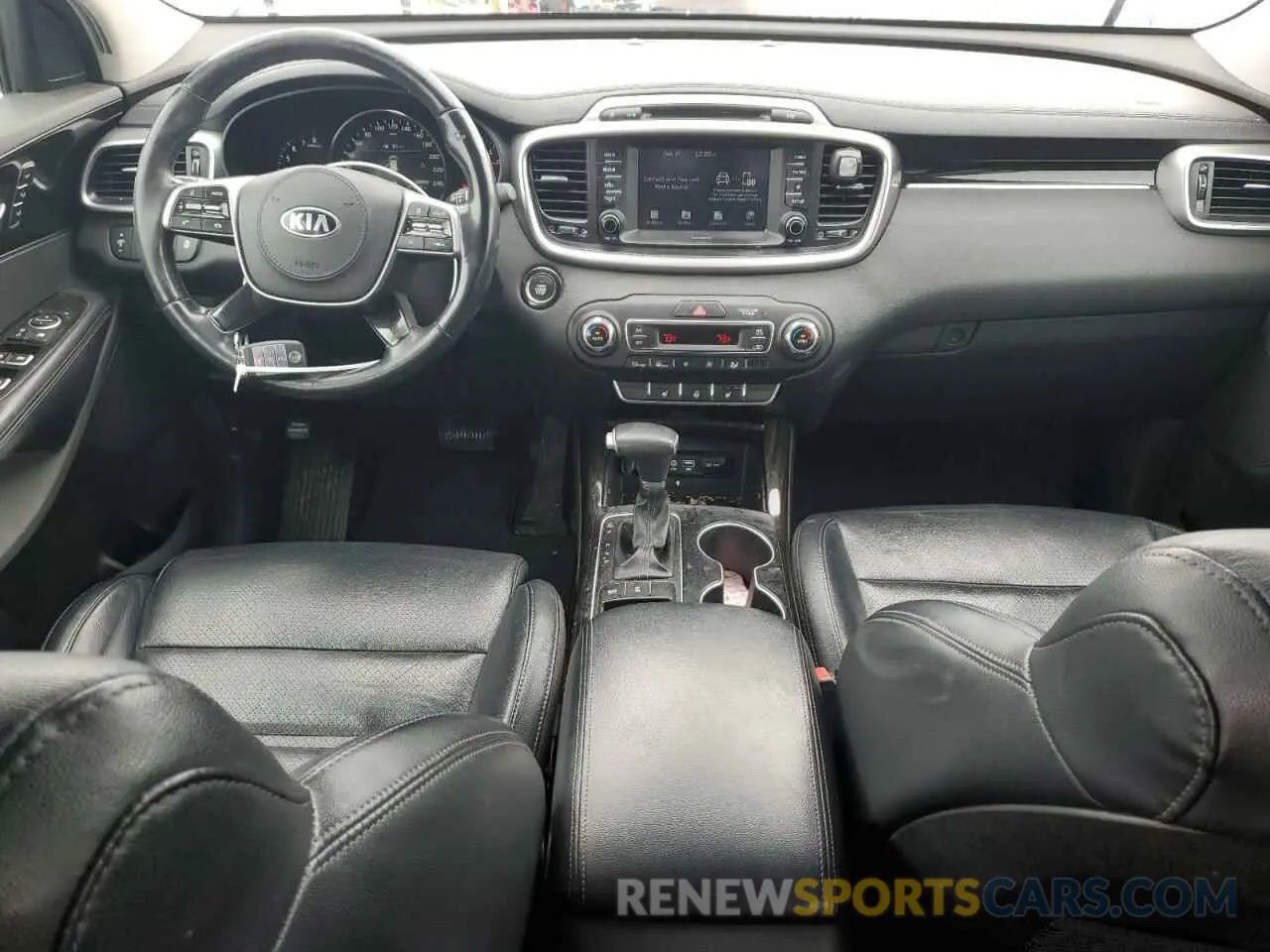 8 Photograph of a damaged car 5XYPHDA58KG588090 KIA SORENTO 2019