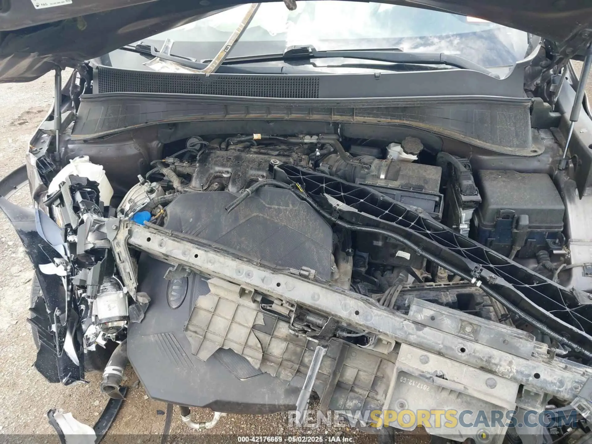 10 Photograph of a damaged car 5XYPHDA59KG453216 KIA SORENTO 2019