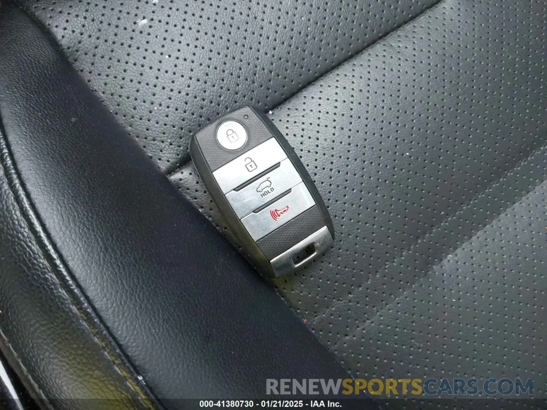 11 Photograph of a damaged car 5XYPHDA59KG464880 KIA SORENTO 2019