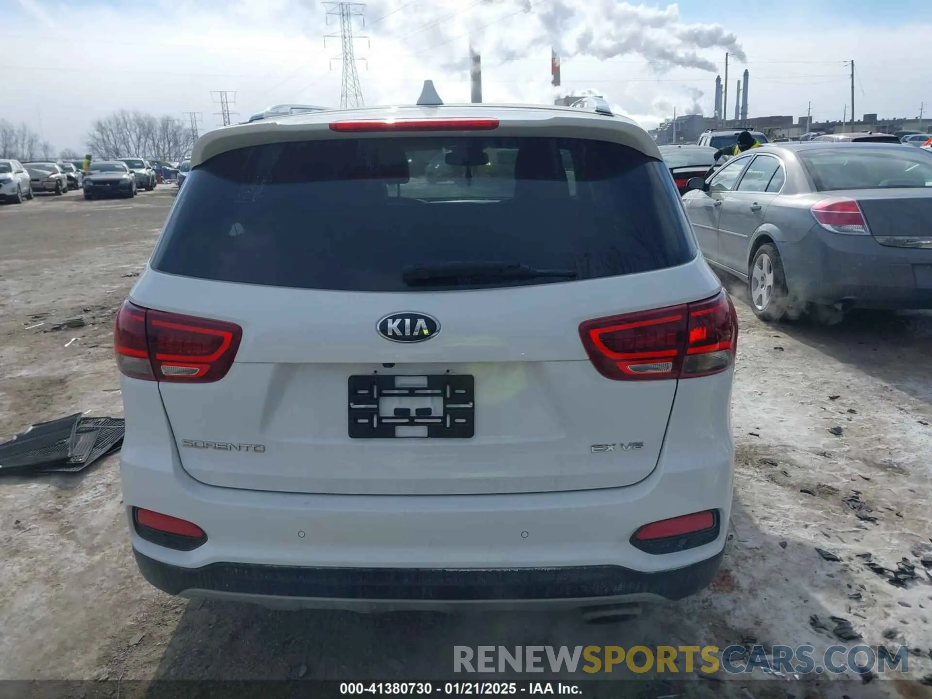 16 Photograph of a damaged car 5XYPHDA59KG464880 KIA SORENTO 2019