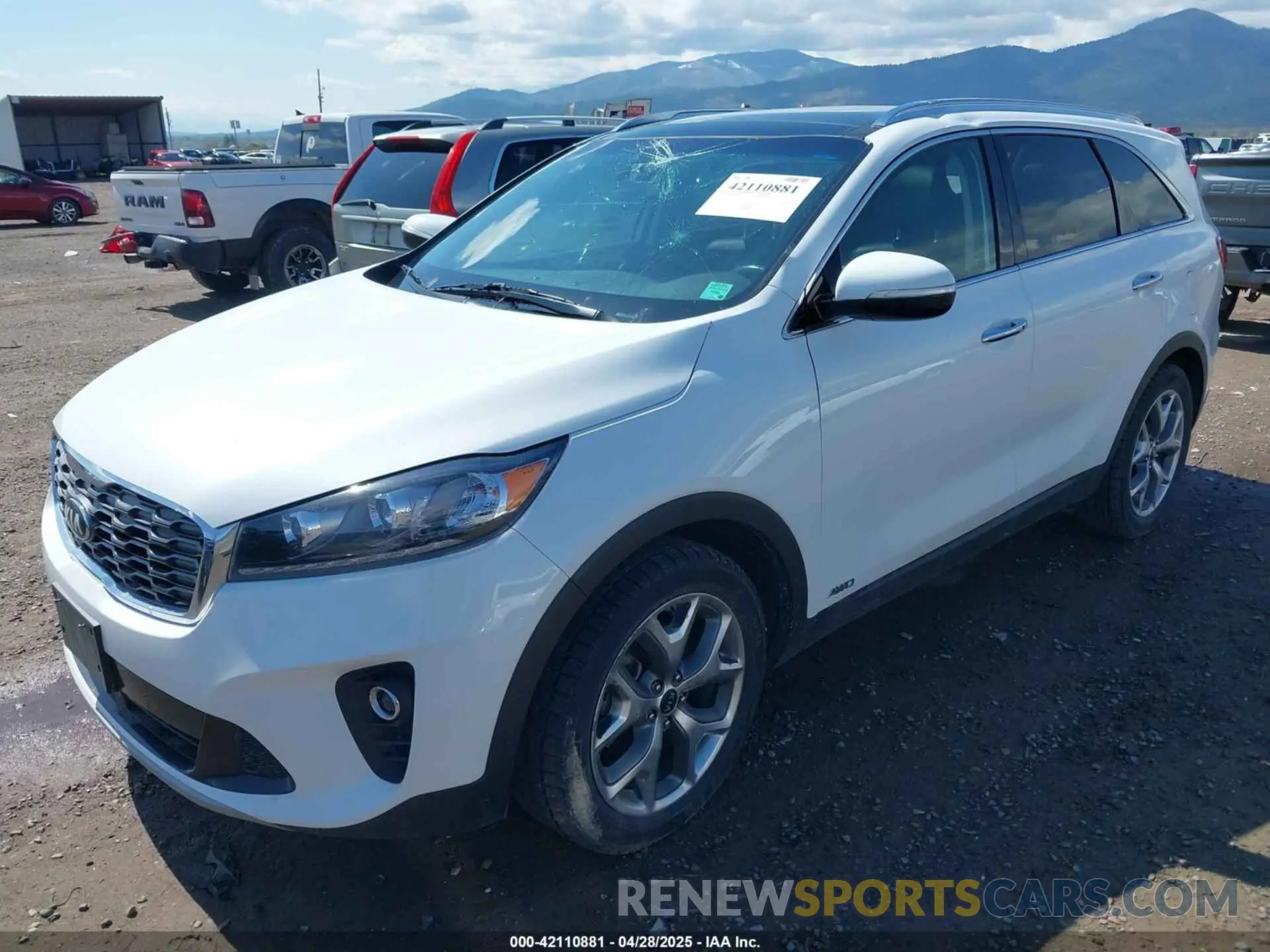 2 Photograph of a damaged car 5XYPHDA59KG606743 KIA SORENTO 2019