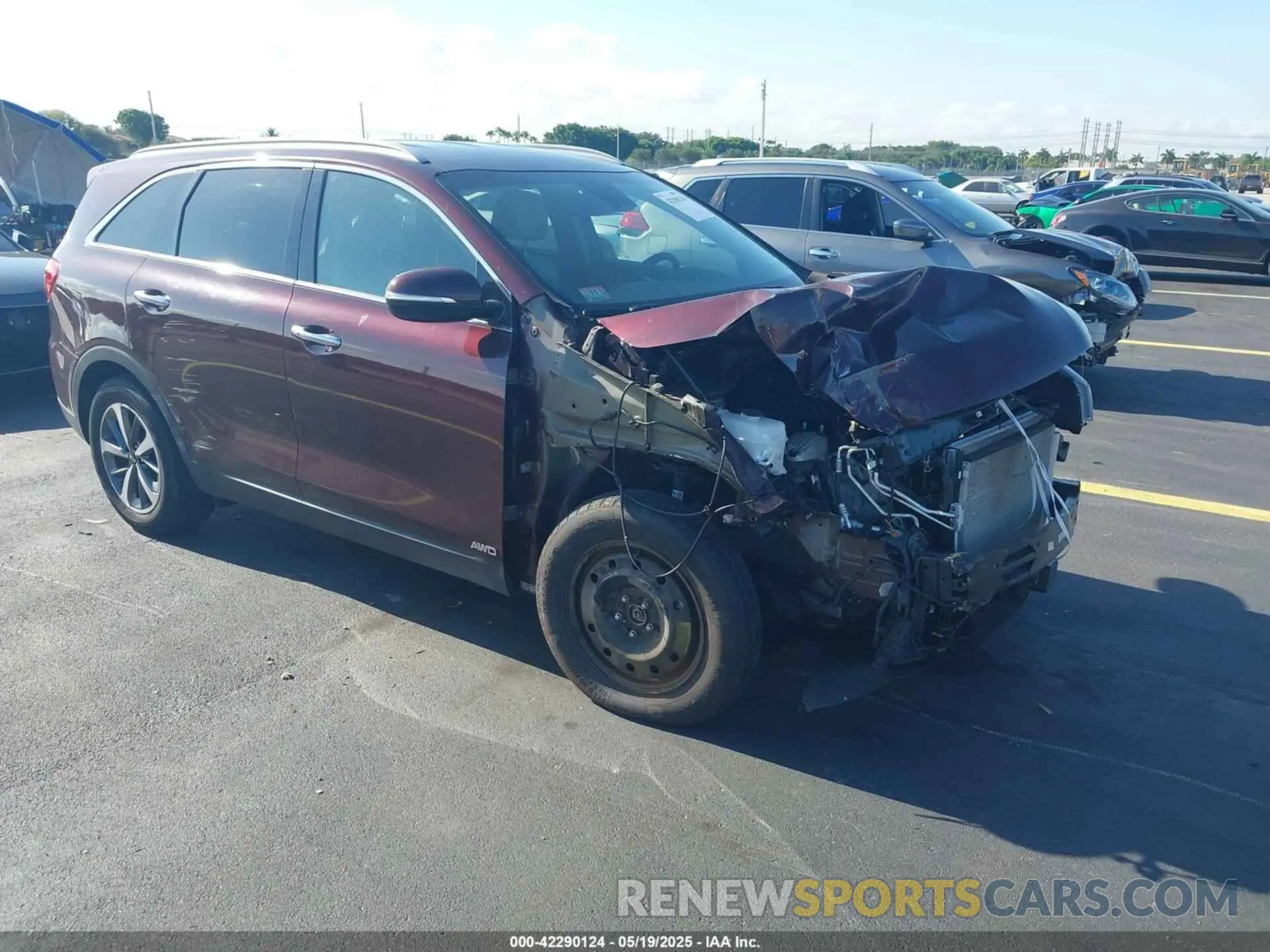 1 Photograph of a damaged car 5XYPHDA5XKG537867 KIA SORENTO 2019