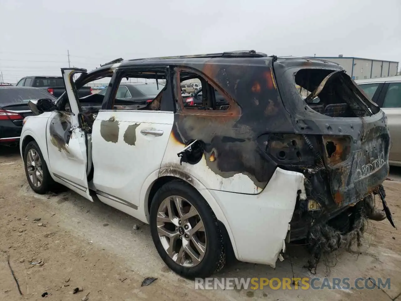 2 Photograph of a damaged car 5XYPK4A50KG473341 KIA SORENTO 2019