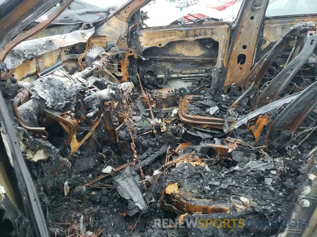 7 Photograph of a damaged car 5XYPK4A50KG473341 KIA SORENTO 2019