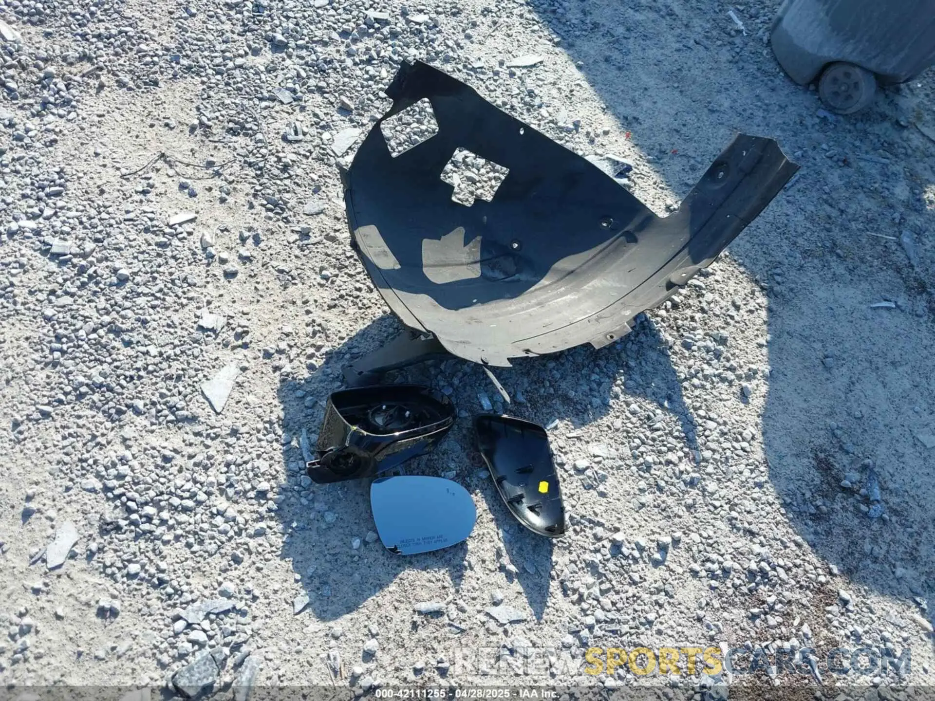 12 Photograph of a damaged car 5XYPK4A51KG553747 KIA SORENTO 2019
