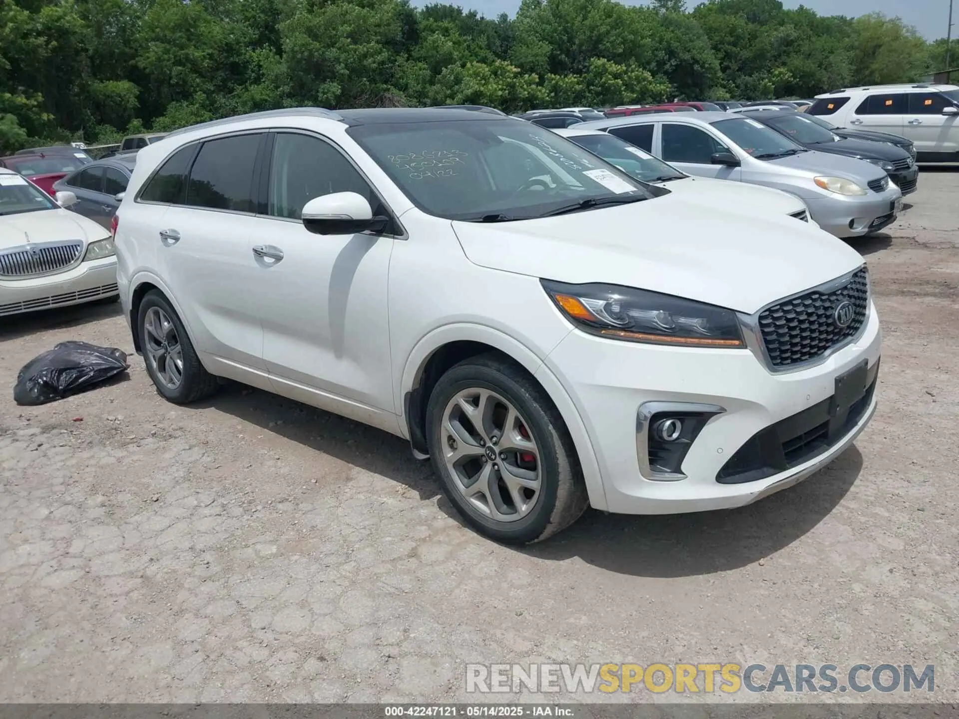 1 Photograph of a damaged car 5XYPK4A52KG450109 KIA SORENTO 2019