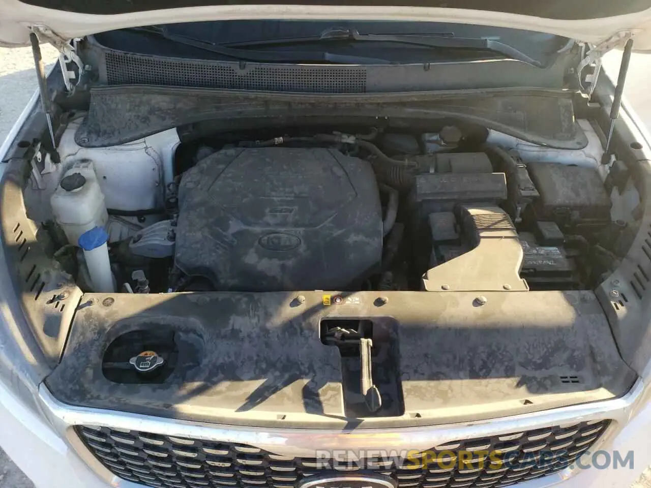 14 Photograph of a damaged car 5XYPK4A55KG434678 KIA SORENTO 2019