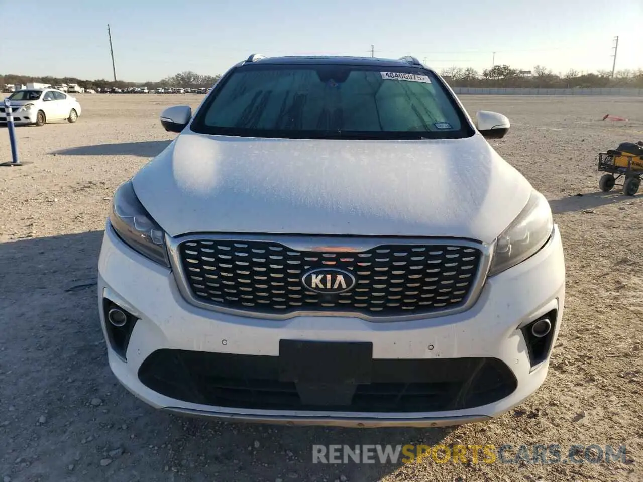 5 Photograph of a damaged car 5XYPK4A55KG434678 KIA SORENTO 2019