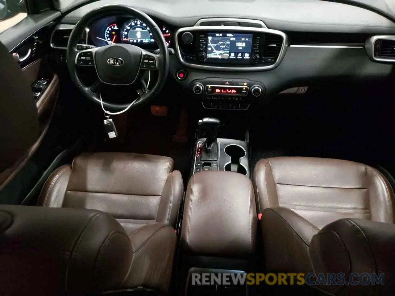8 Photograph of a damaged car 5XYPKDA50KG467054 KIA SORENTO 2019