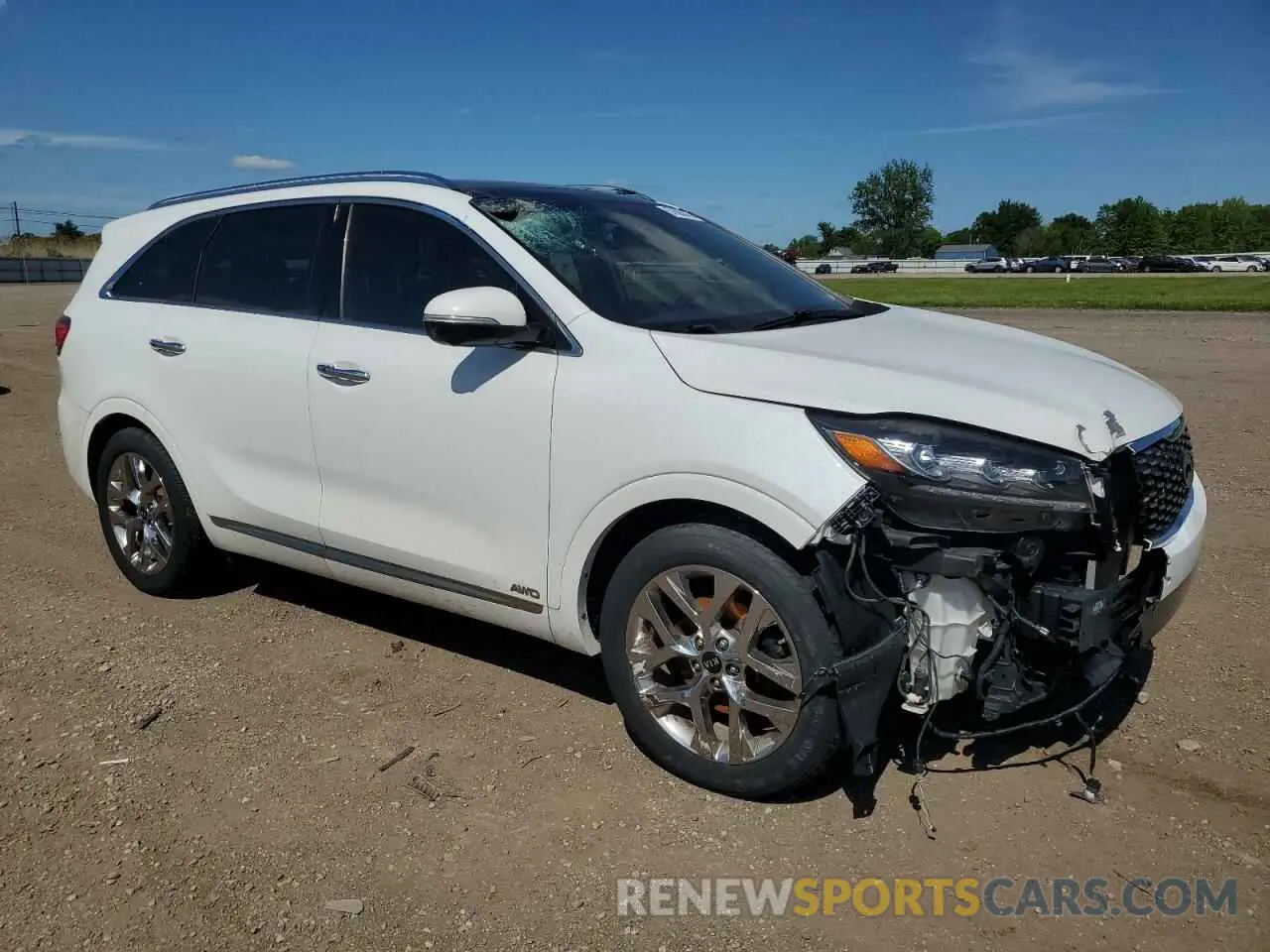 4 Photograph of a damaged car 5XYPKDA51KG458041 KIA SORENTO 2019