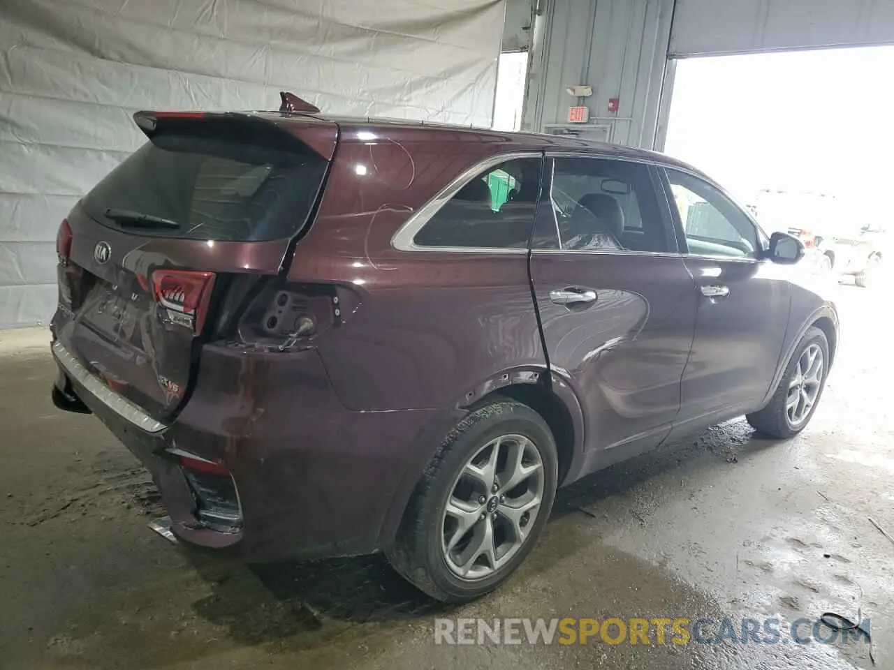 3 Photograph of a damaged car 5XYPKDA51KG524457 KIA SORENTO 2019