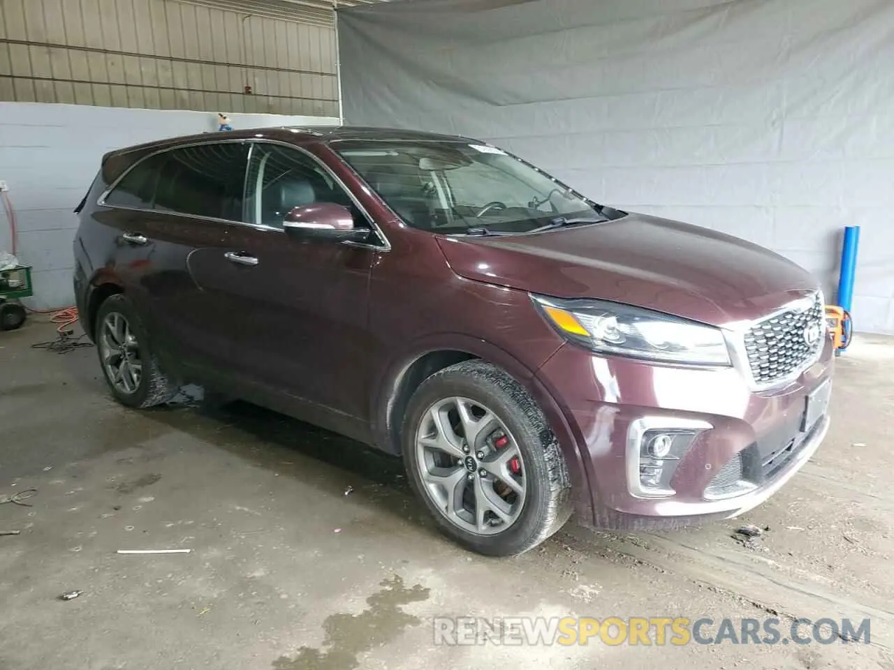 4 Photograph of a damaged car 5XYPKDA51KG524457 KIA SORENTO 2019