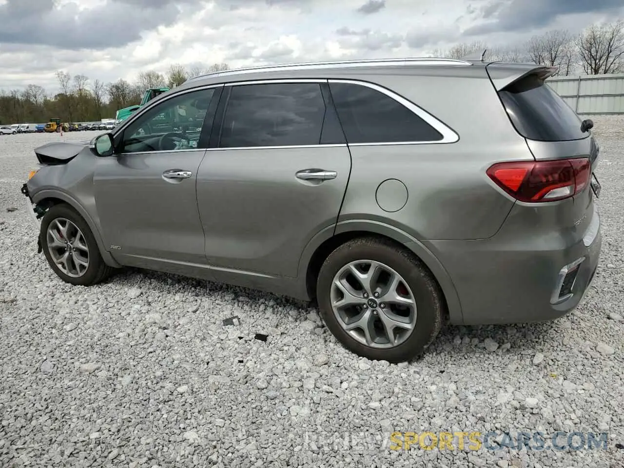 2 Photograph of a damaged car 5XYPKDA53KG505814 KIA SORENTO 2019
