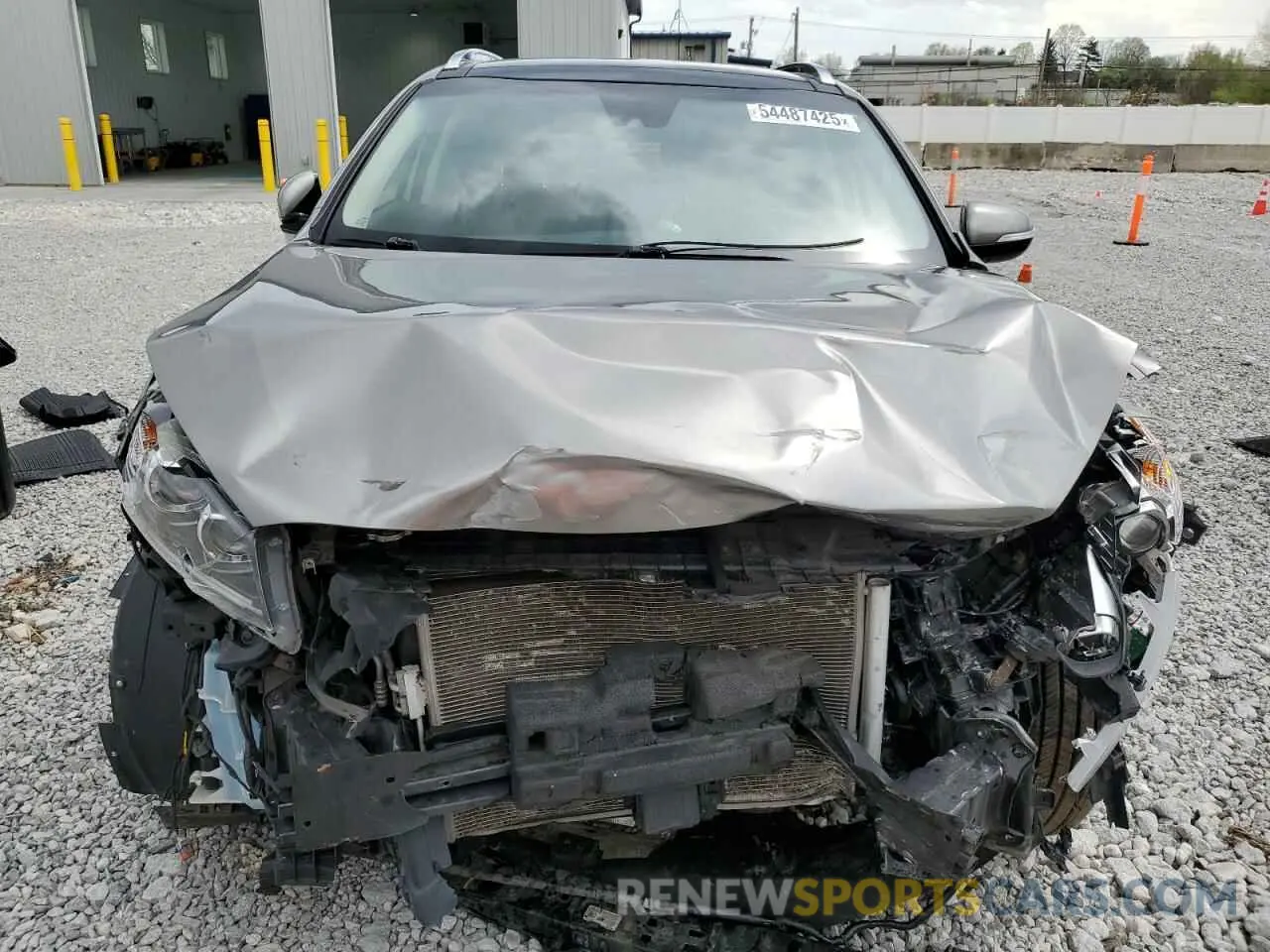 5 Photograph of a damaged car 5XYPKDA53KG505814 KIA SORENTO 2019