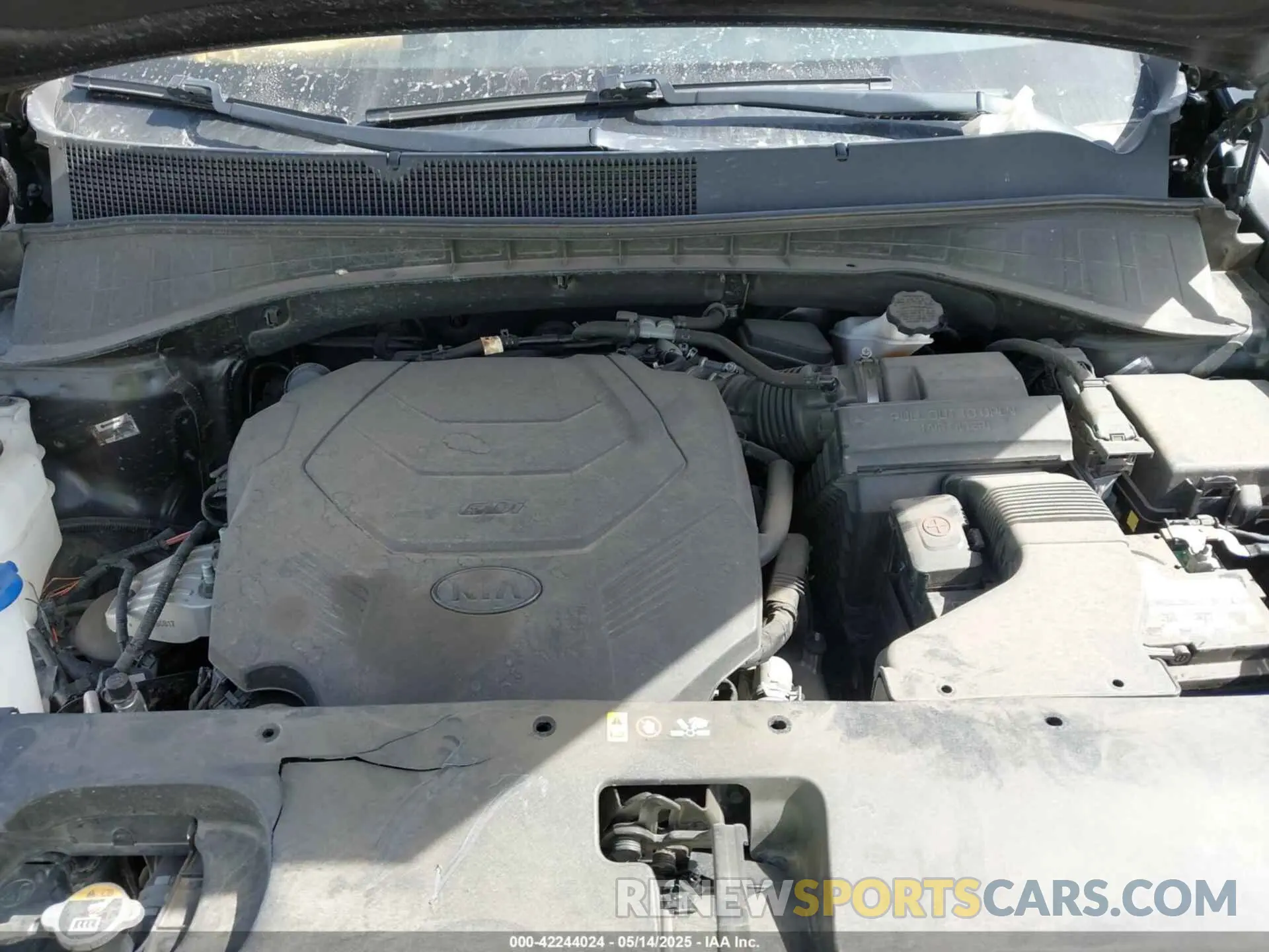 10 Photograph of a damaged car 5XYPKDA56KG544039 KIA SORENTO 2019