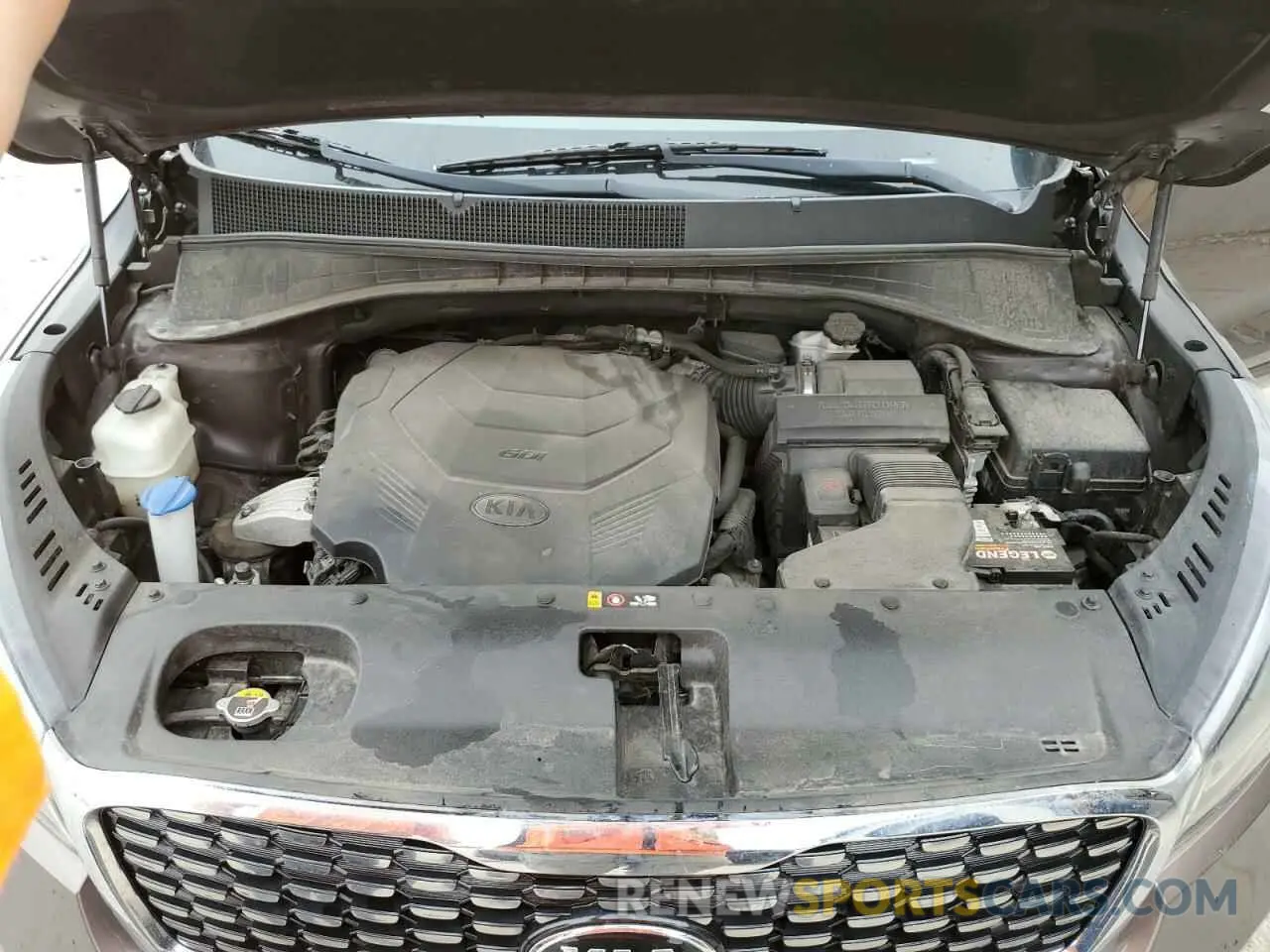 12 Photograph of a damaged car 5XYPKDA57KG470436 KIA SORENTO 2019