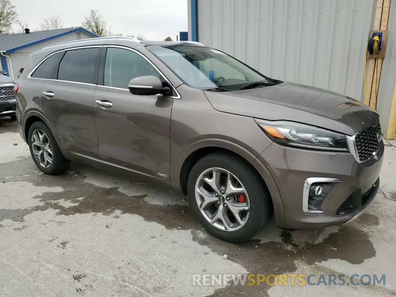 4 Photograph of a damaged car 5XYPKDA57KG470436 KIA SORENTO 2019
