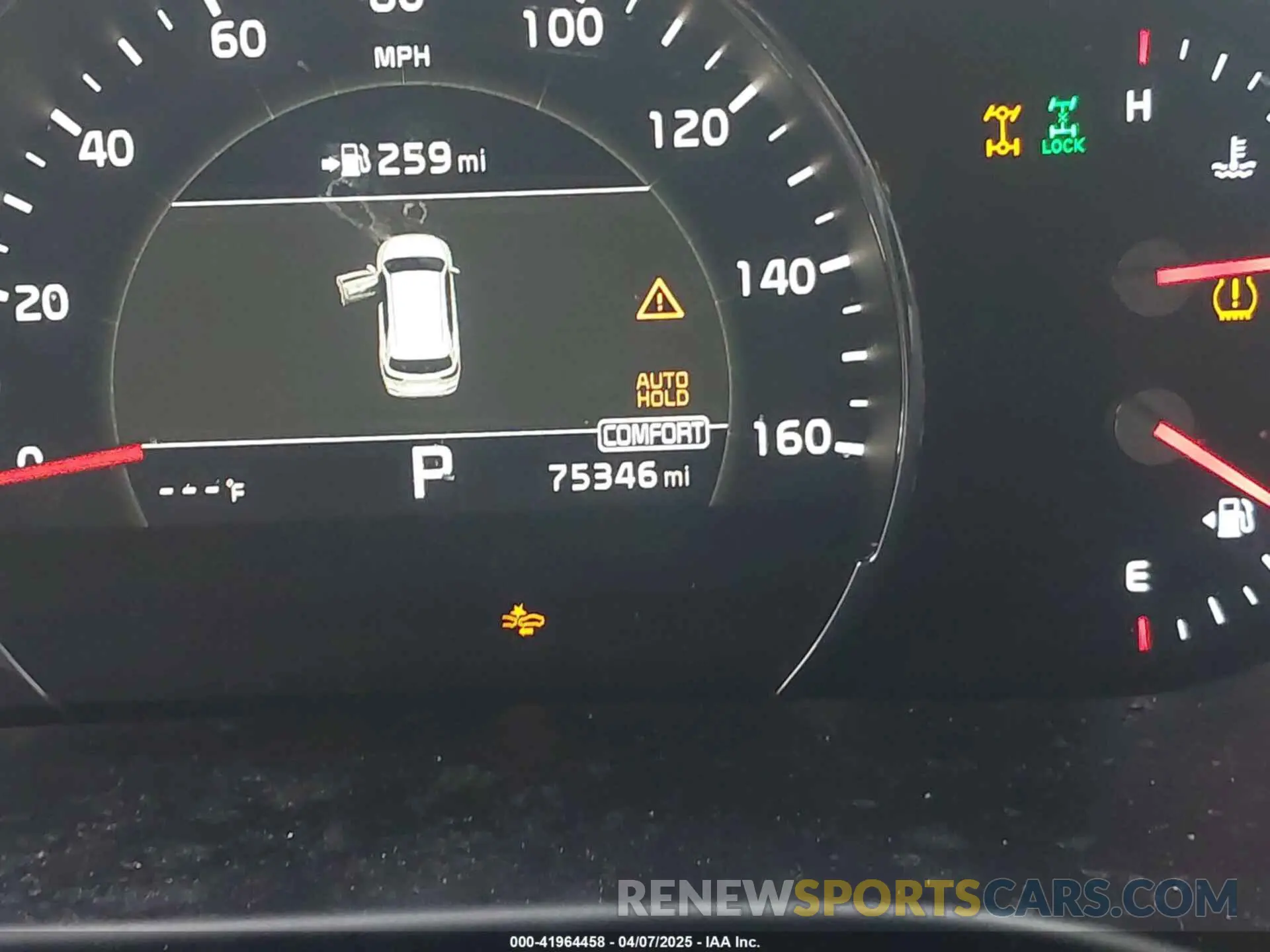 16 Photograph of a damaged car 5XYPKDA57KG533275 KIA SORENTO 2019