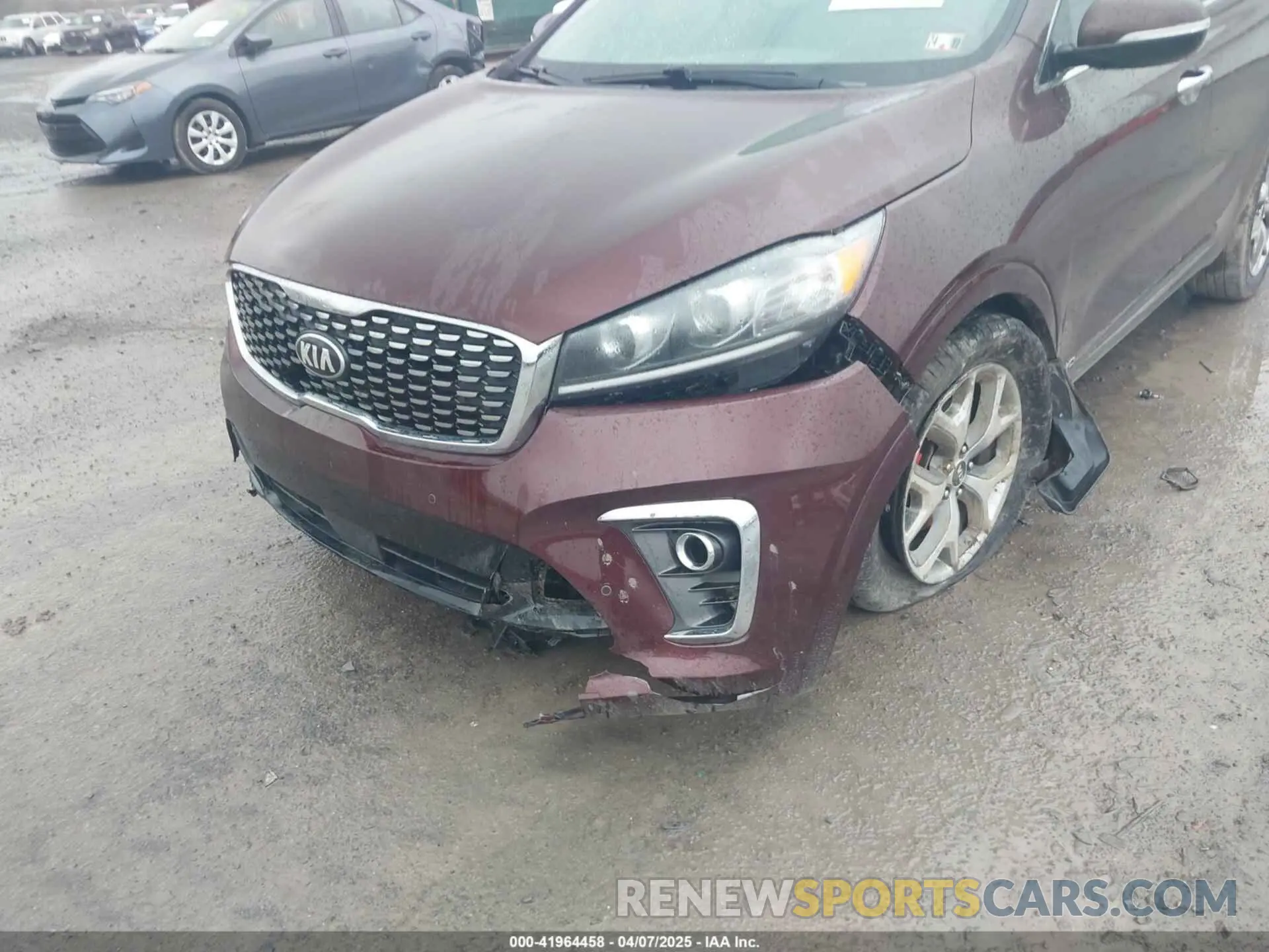 6 Photograph of a damaged car 5XYPKDA57KG533275 KIA SORENTO 2019