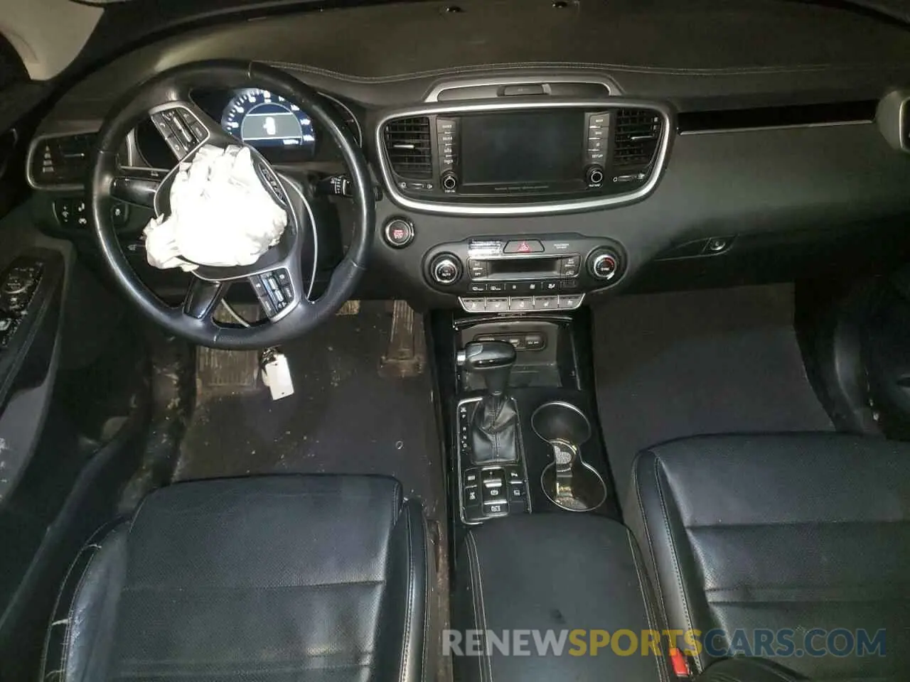 8 Photograph of a damaged car 5XYPKDA59KG514307 KIA SORENTO 2019