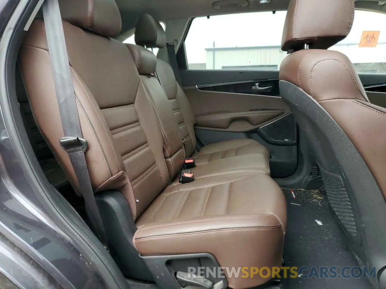 11 Photograph of a damaged car 5XYPKDA5XKG499803 KIA SORENTO 2019