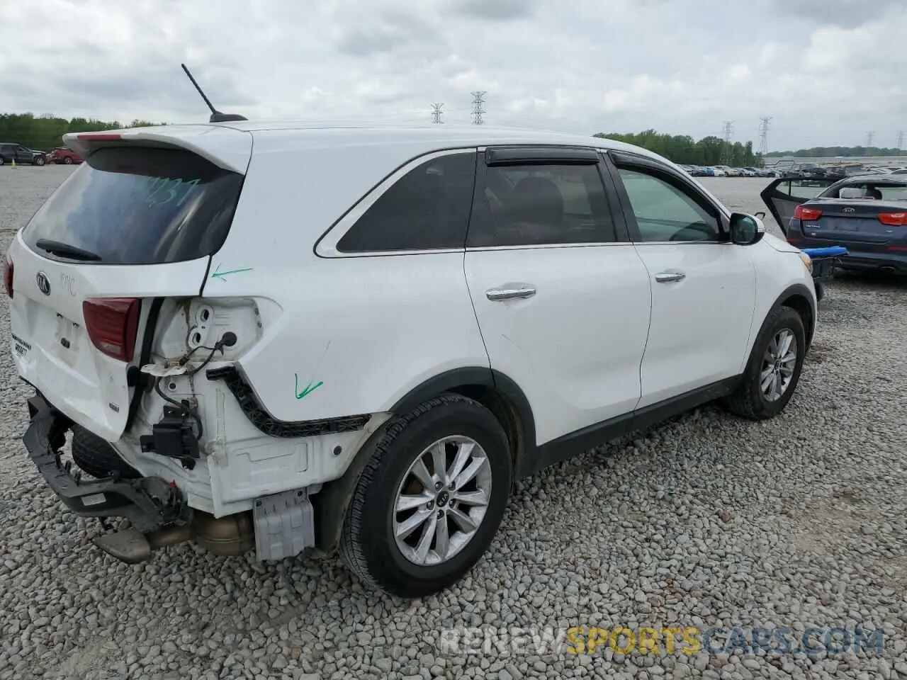 3 Photograph of a damaged car 5XYPG4A30LG649953 KIA SORENTO 2020