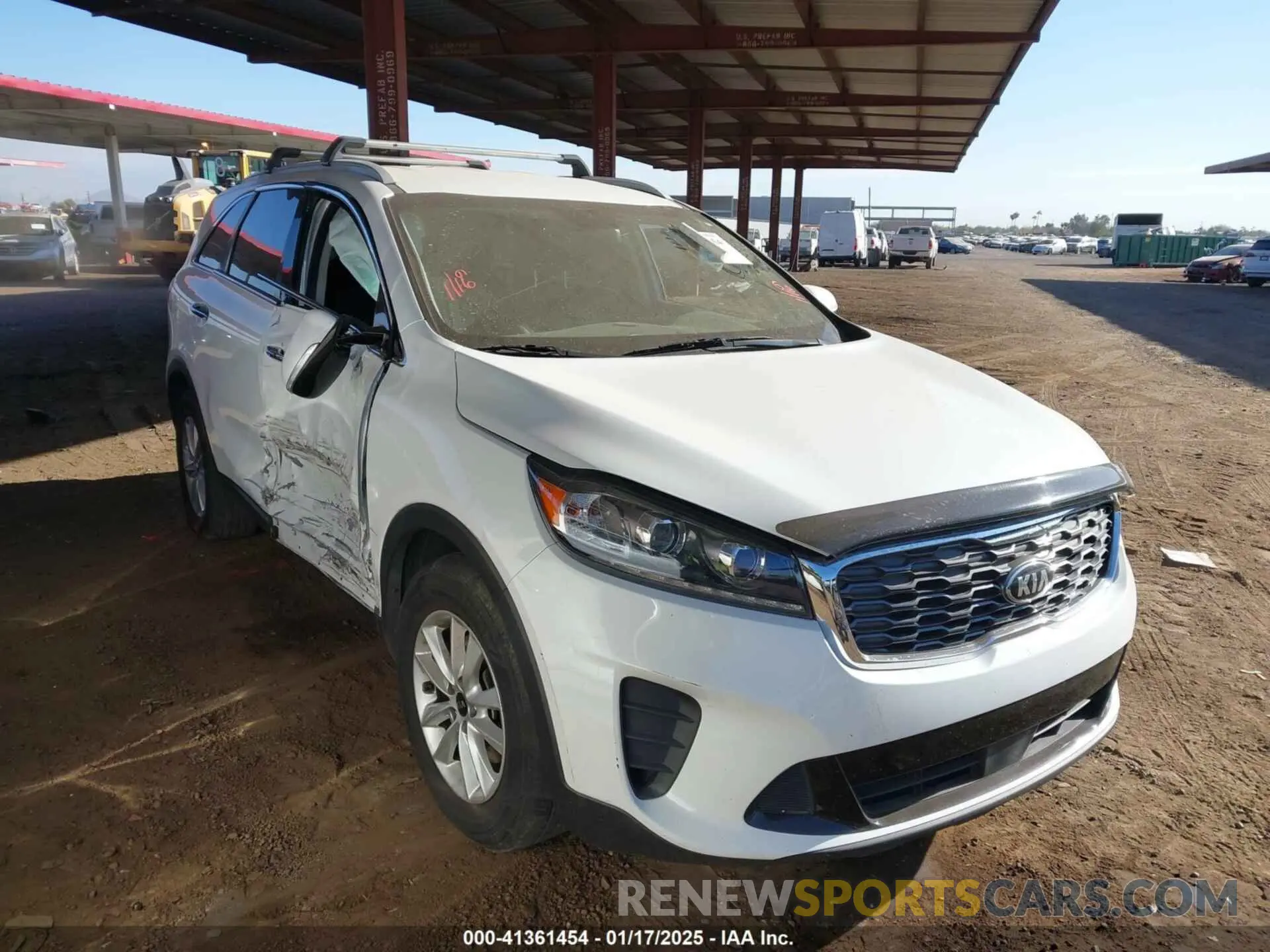 1 Photograph of a damaged car 5XYPG4A30LG688431 KIA SORENTO 2020